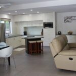 3/328 Esplanade, SCARNESS, QLD 4655 AUS