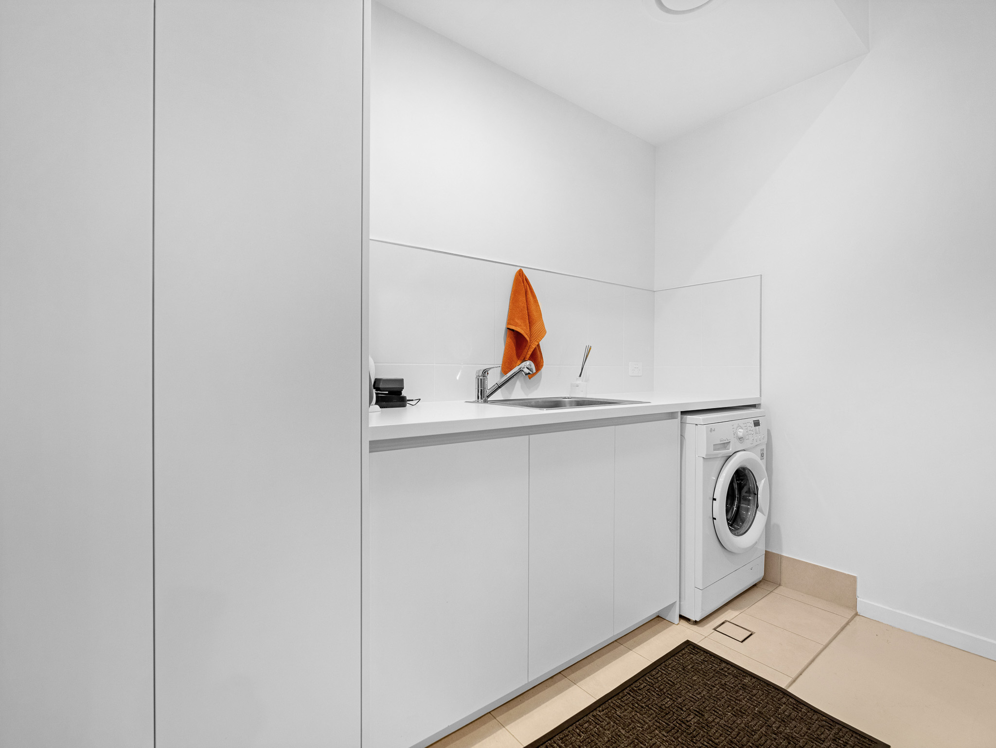 250/1 Latitude Blvde, NIKENBAH, QLD 4655 AUS