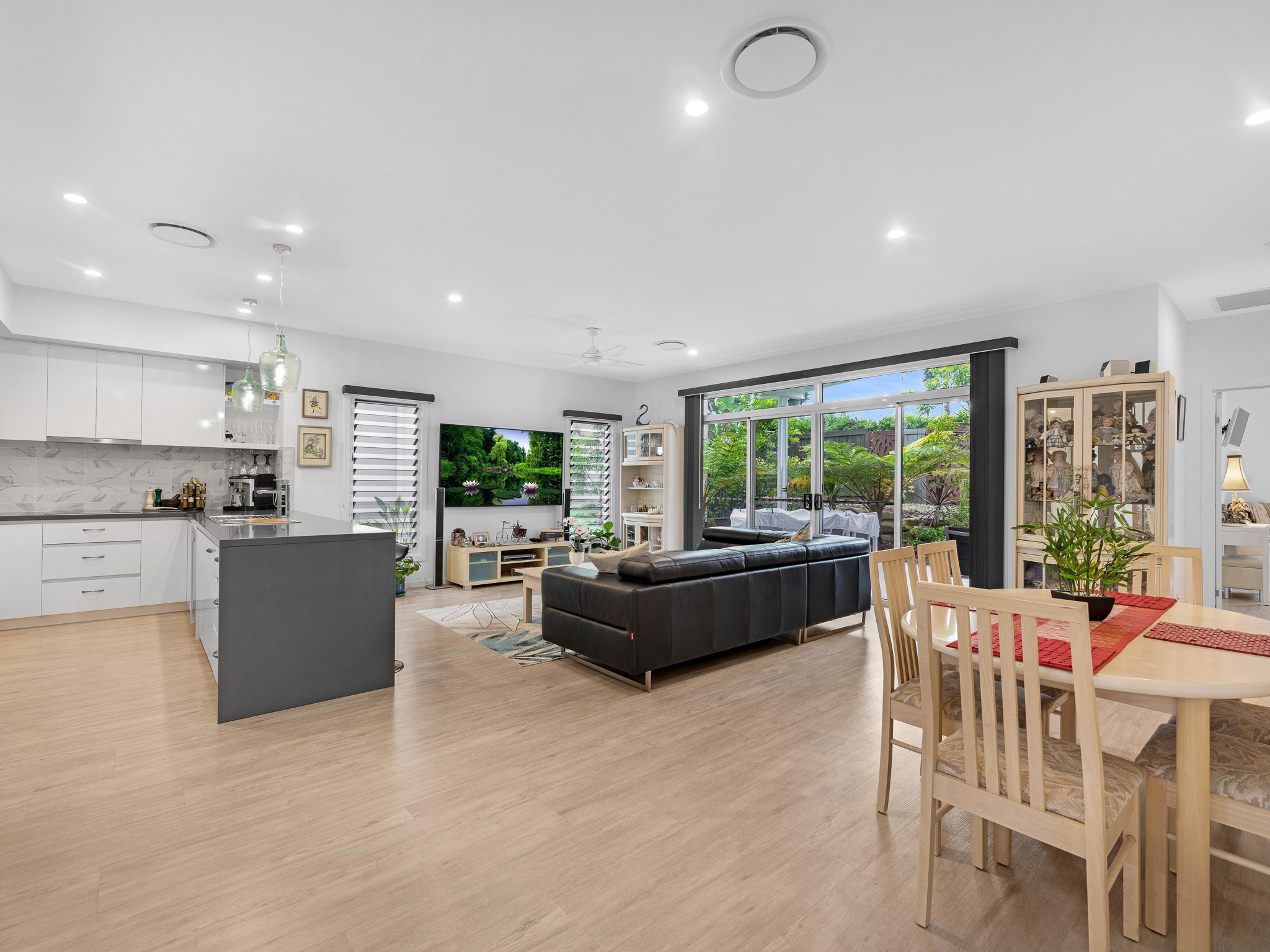 250/1 Latitude Blvde, NIKENBAH, QLD 4655 AUS