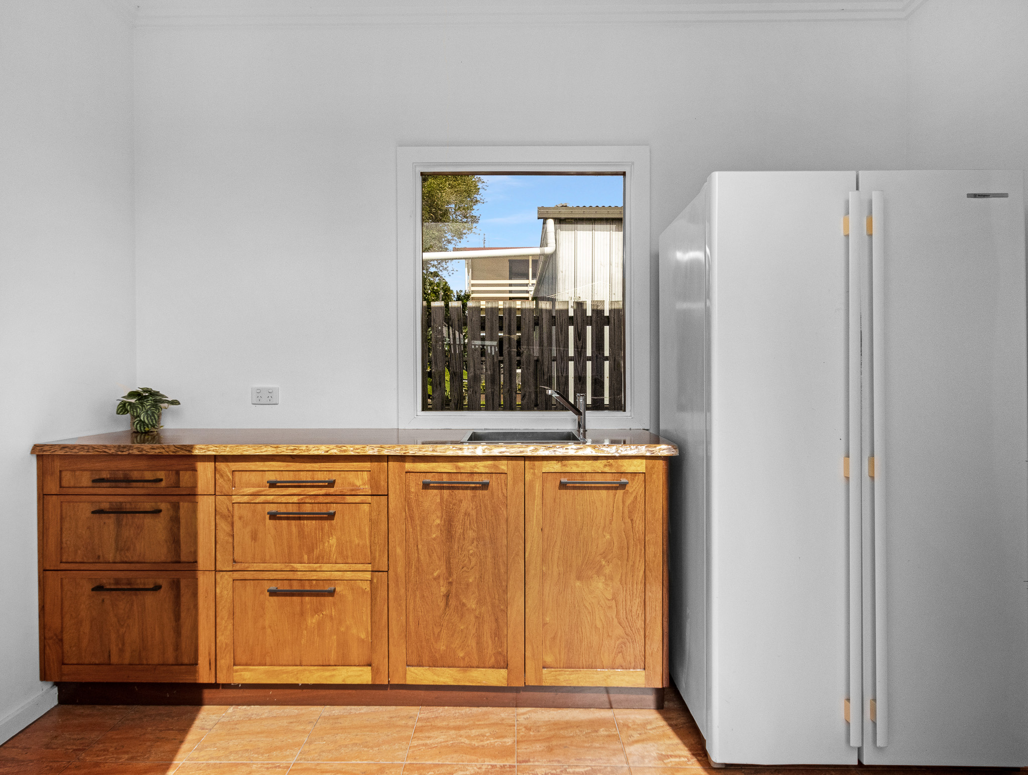 28 Dayman Street, URANGAN, QLD 4655 AUS
