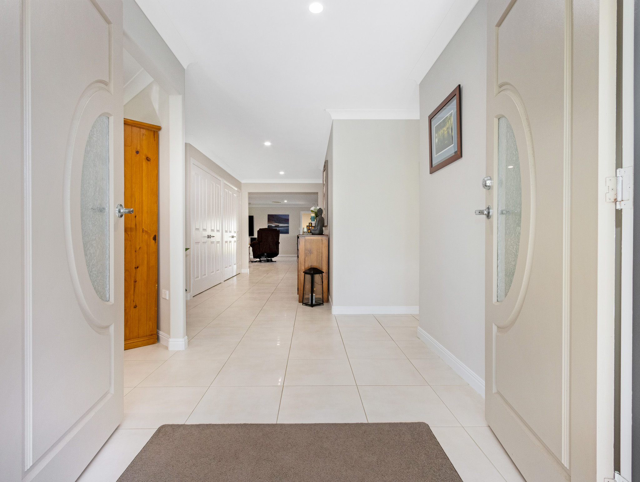 6 Rosewood Avenue, WONDUNNA, QLD 4655 AUS