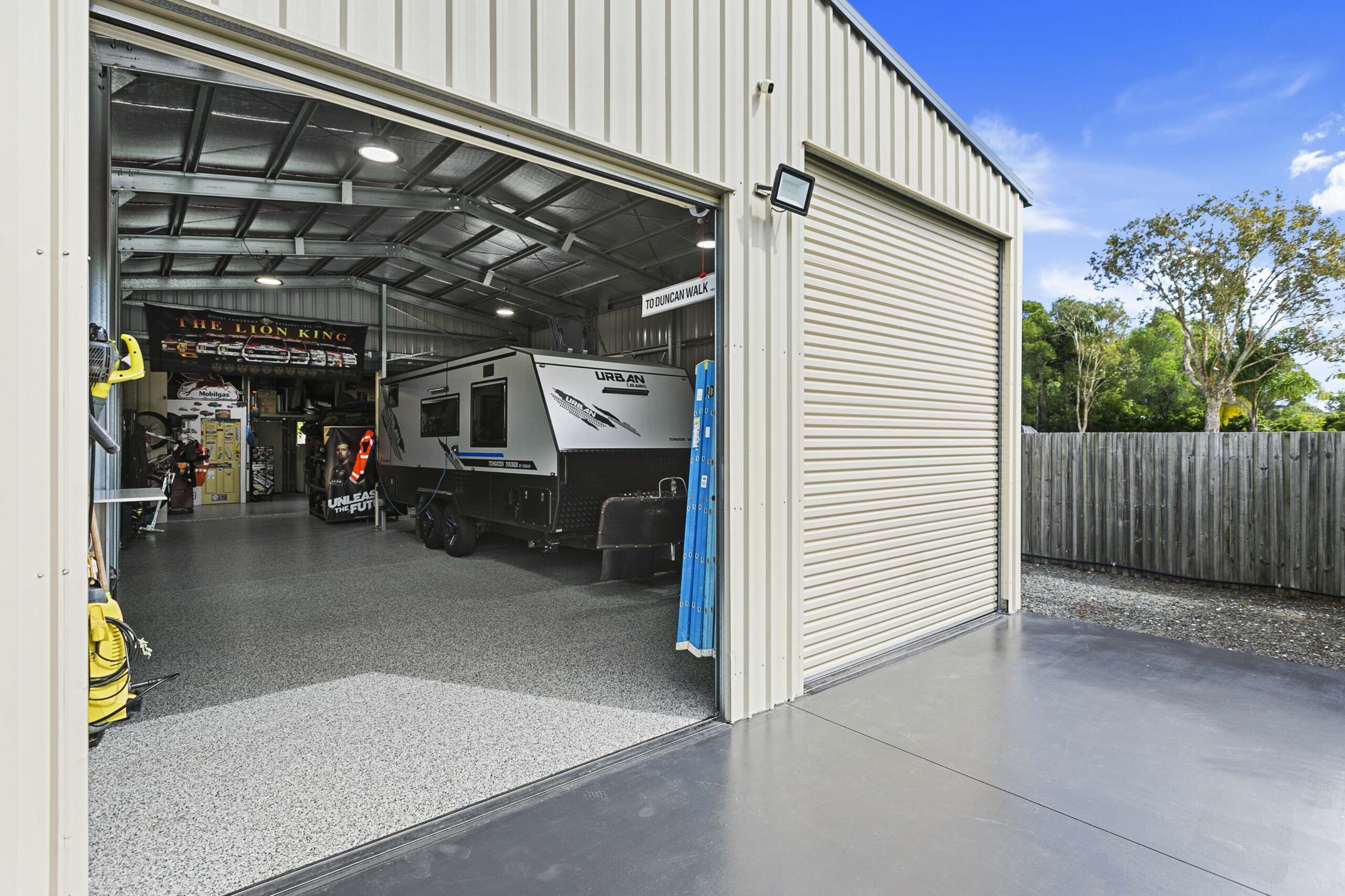 6 Rosewood Avenue, WONDUNNA, QLD 4655 AUS