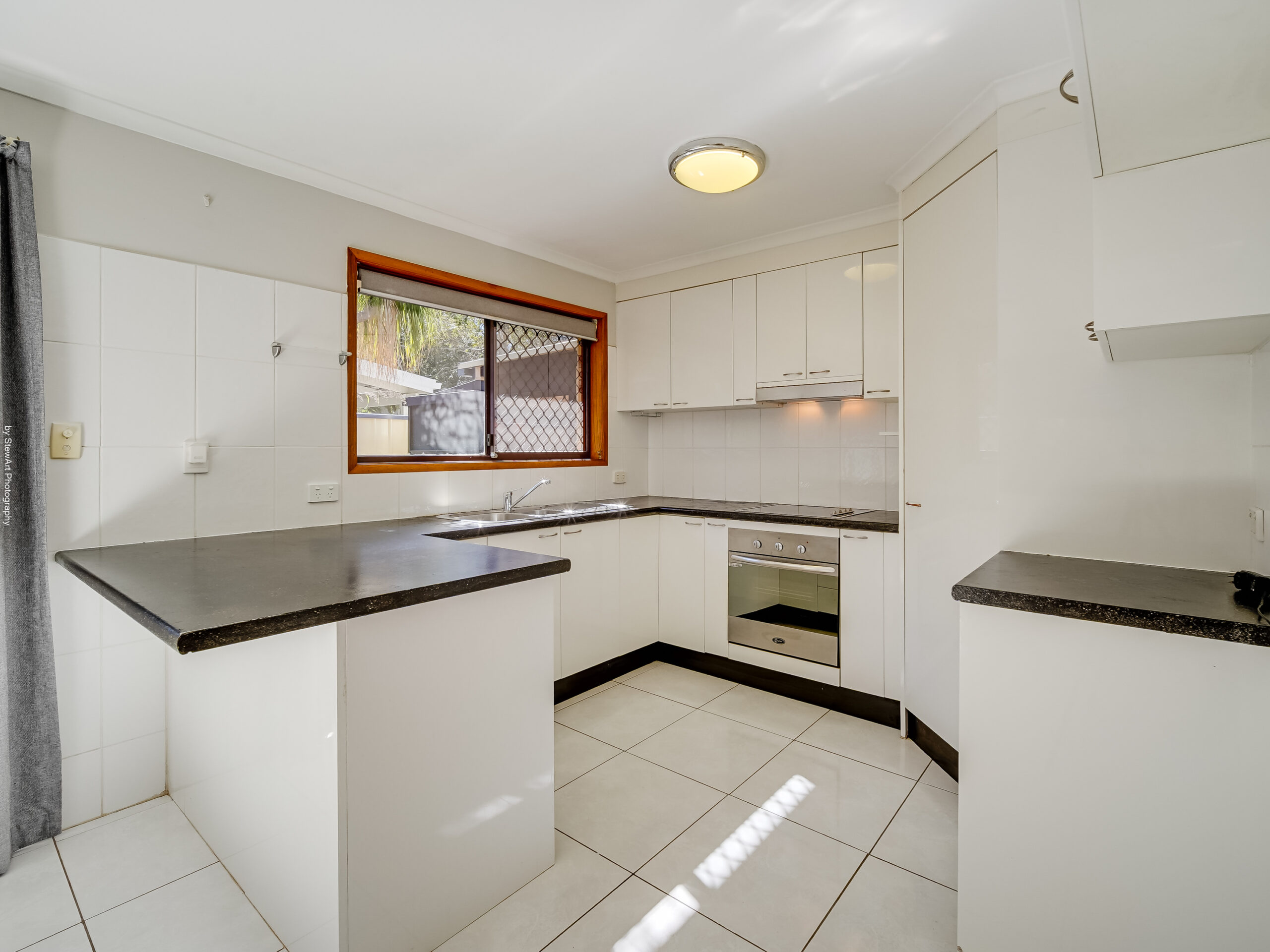 424 Boat Harbour Drive, TORQUAY, QLD 4655 AUS