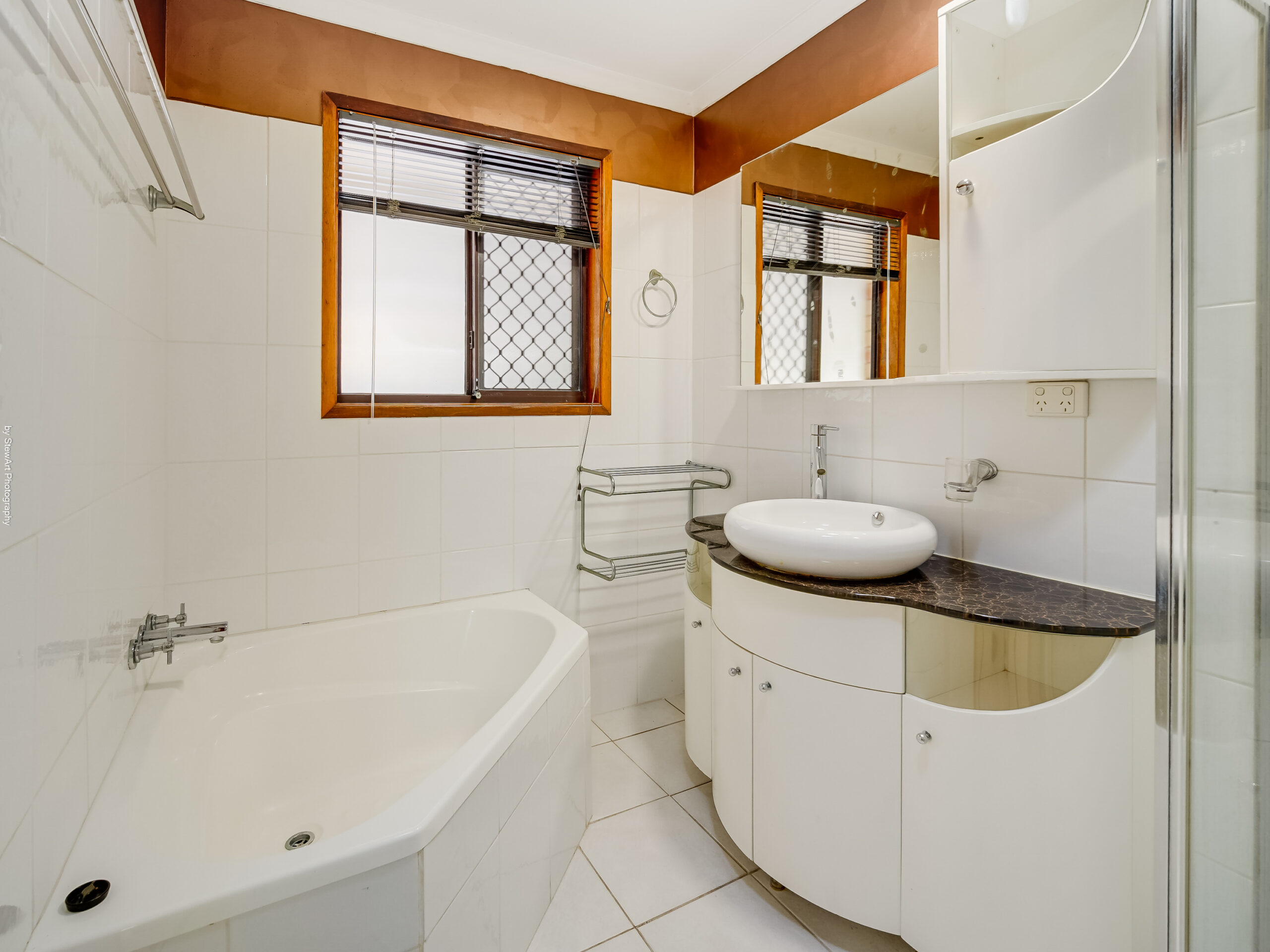 424 Boat Harbour Drive, TORQUAY, QLD 4655 AUS