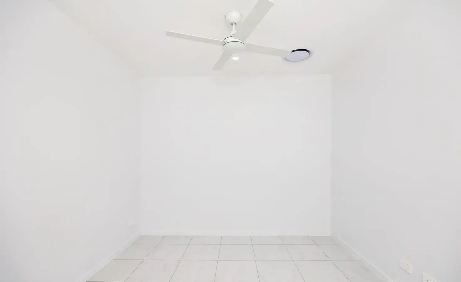 1/30 Lady Elliot Crescent, ELI WATERS, QLD 4655 AUS