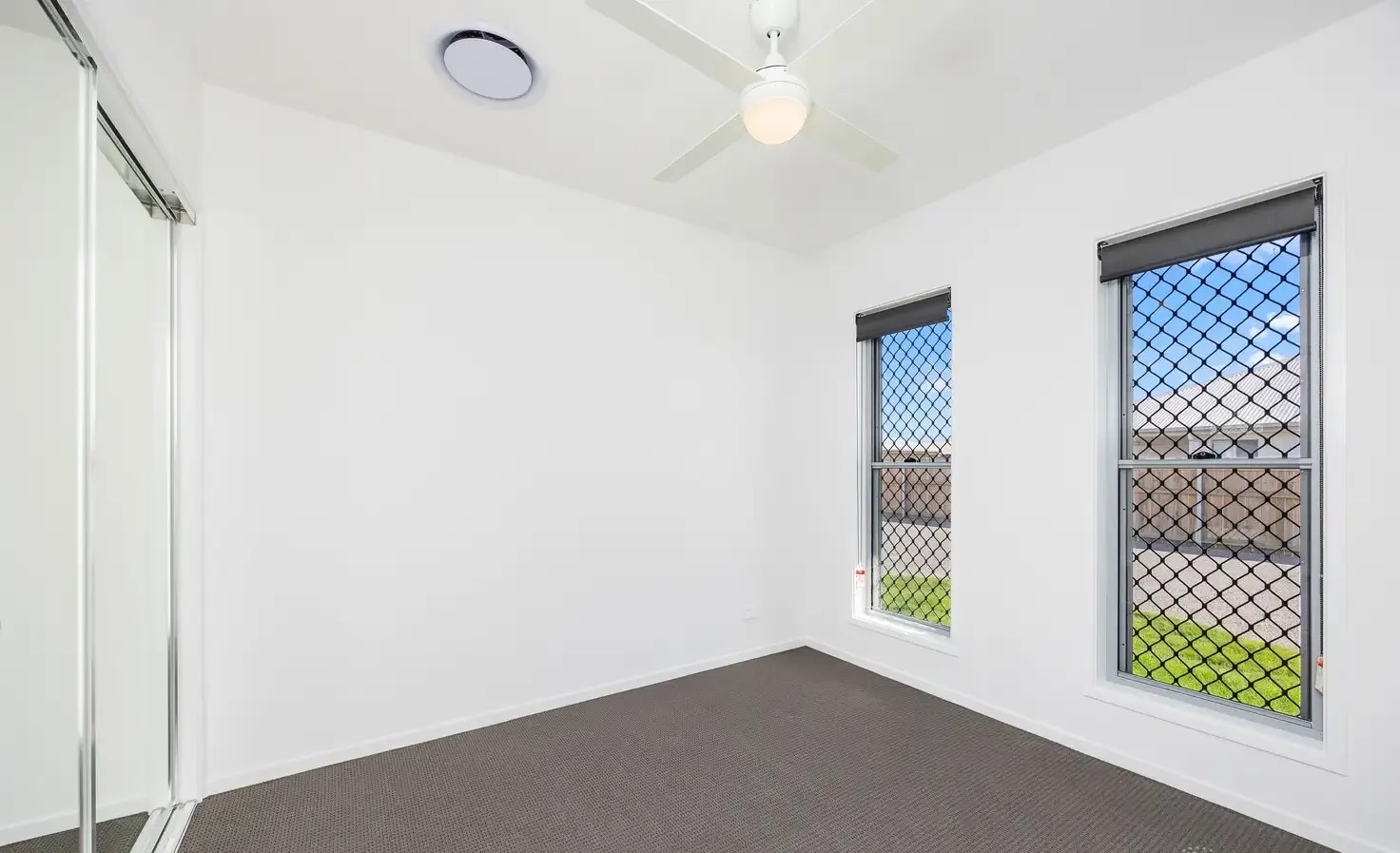 1/30 Lady Elliot Crescent, ELI WATERS, QLD 4655 AUS