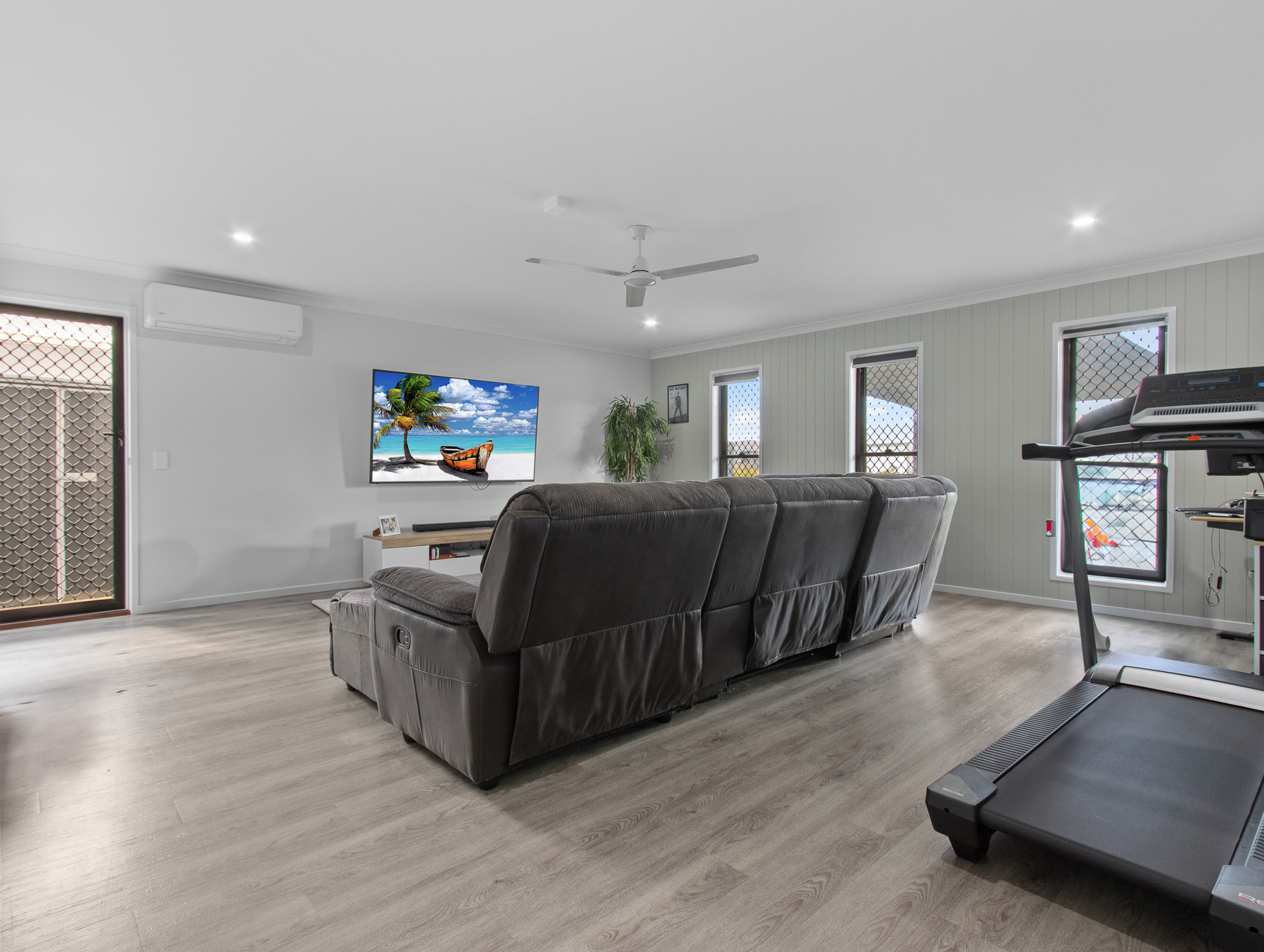 5 Rosa Court, URANGAN, QLD 4655 AUS