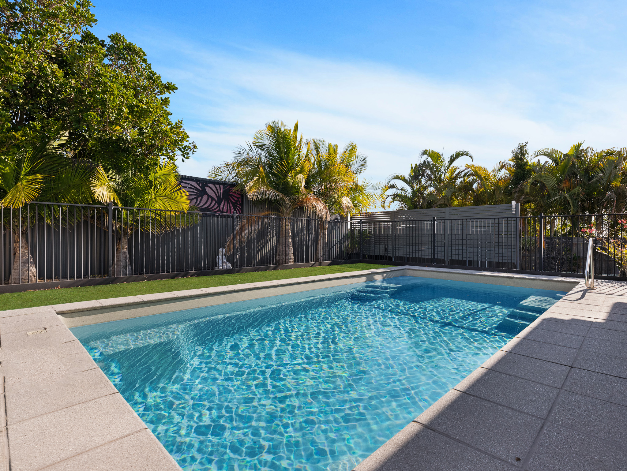 5 Eli Court, KAWUNGAN, QLD 4655 AUS