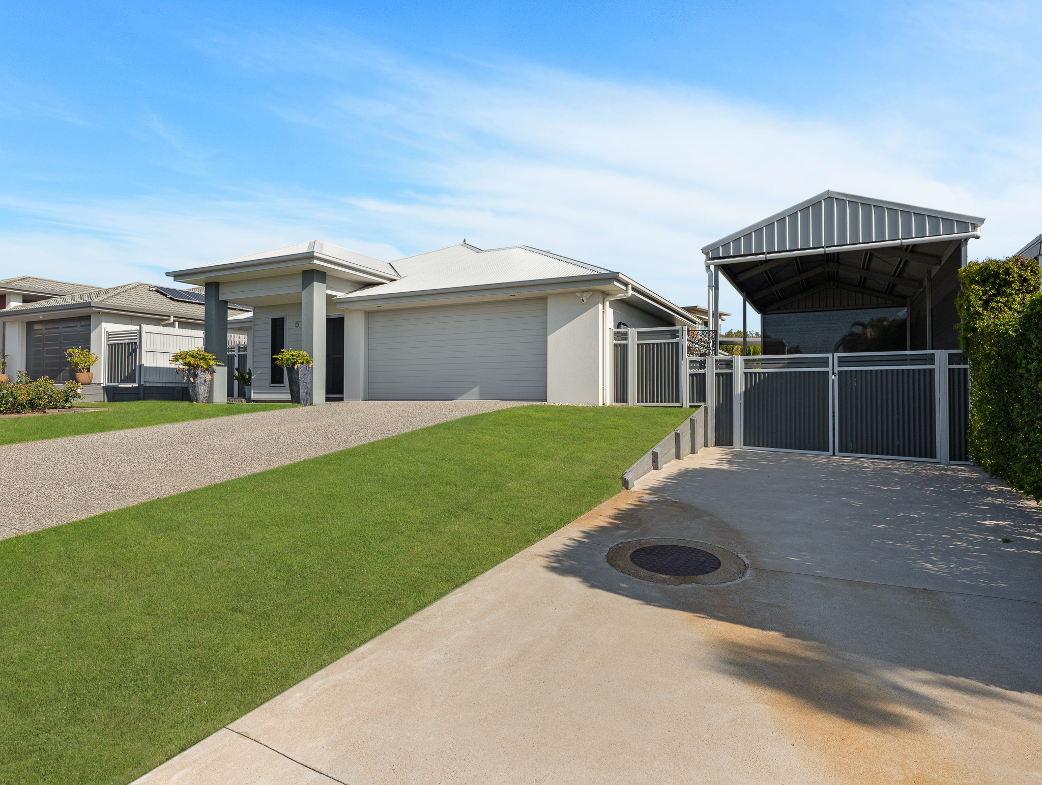 5 Eli Court, KAWUNGAN, QLD 4655 AUS