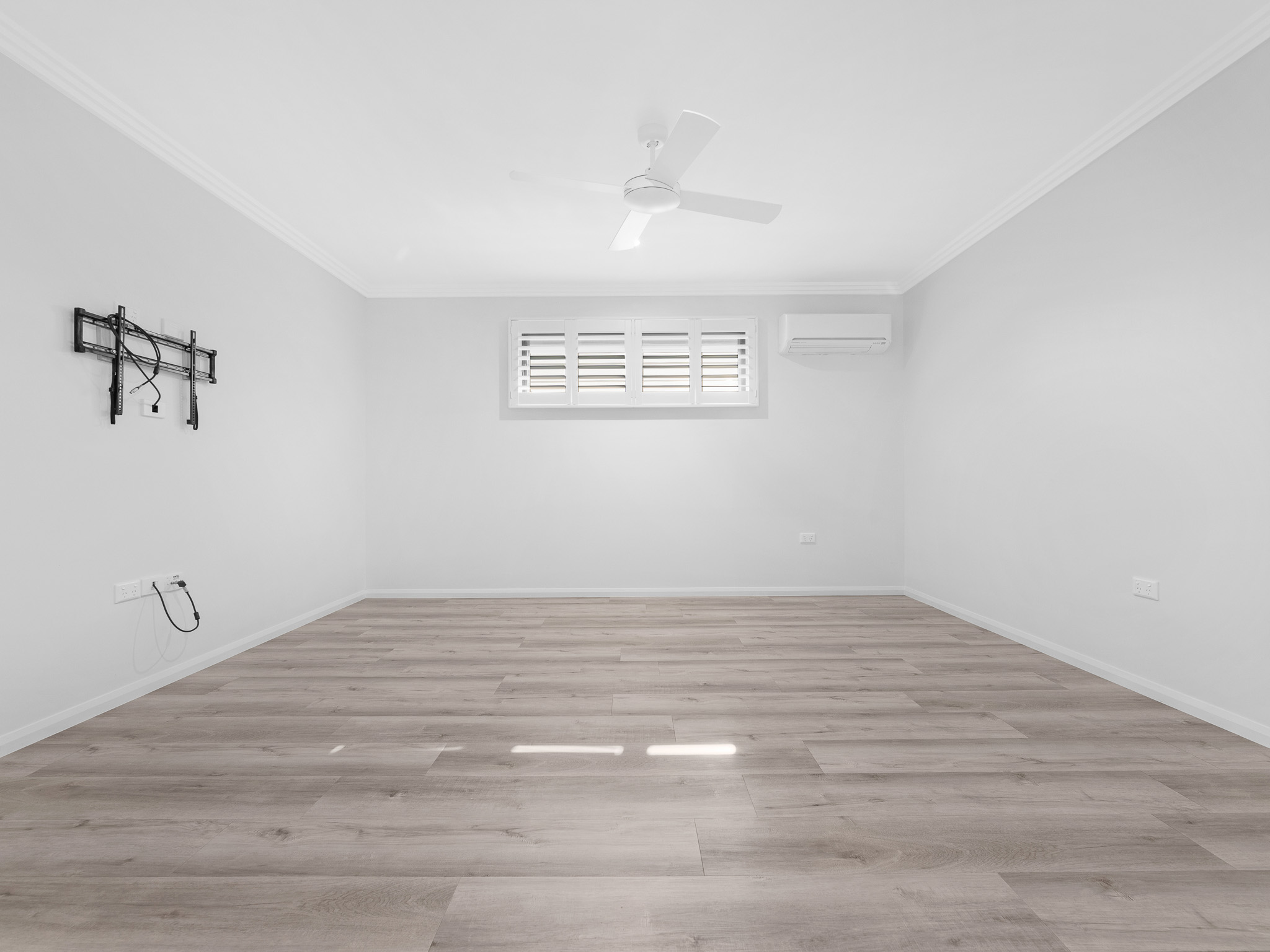 5 Eli Court, KAWUNGAN, QLD 4655 AUS