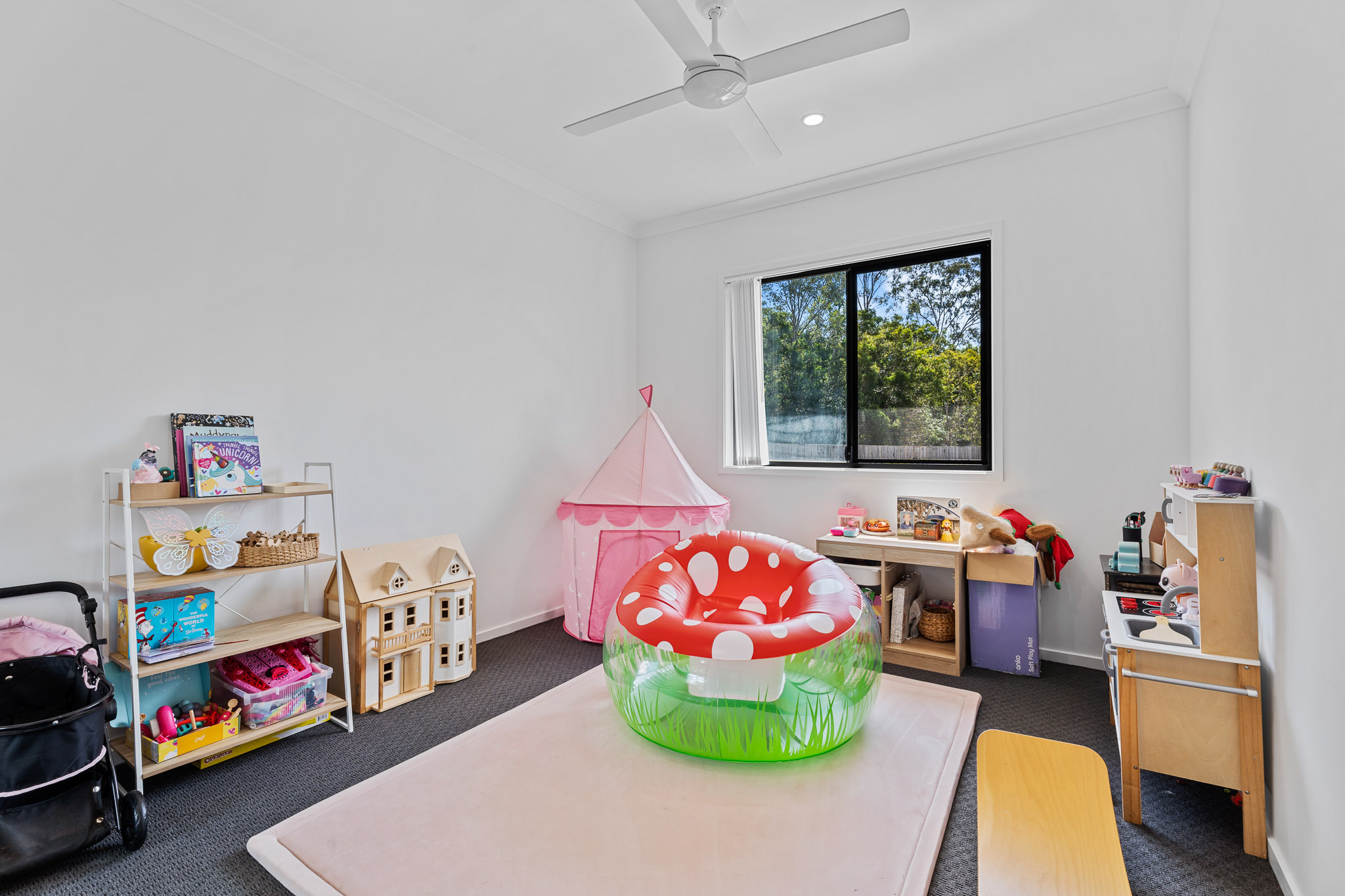 149 Bay Park Road, WONDUNNA, QLD 4655 AUS