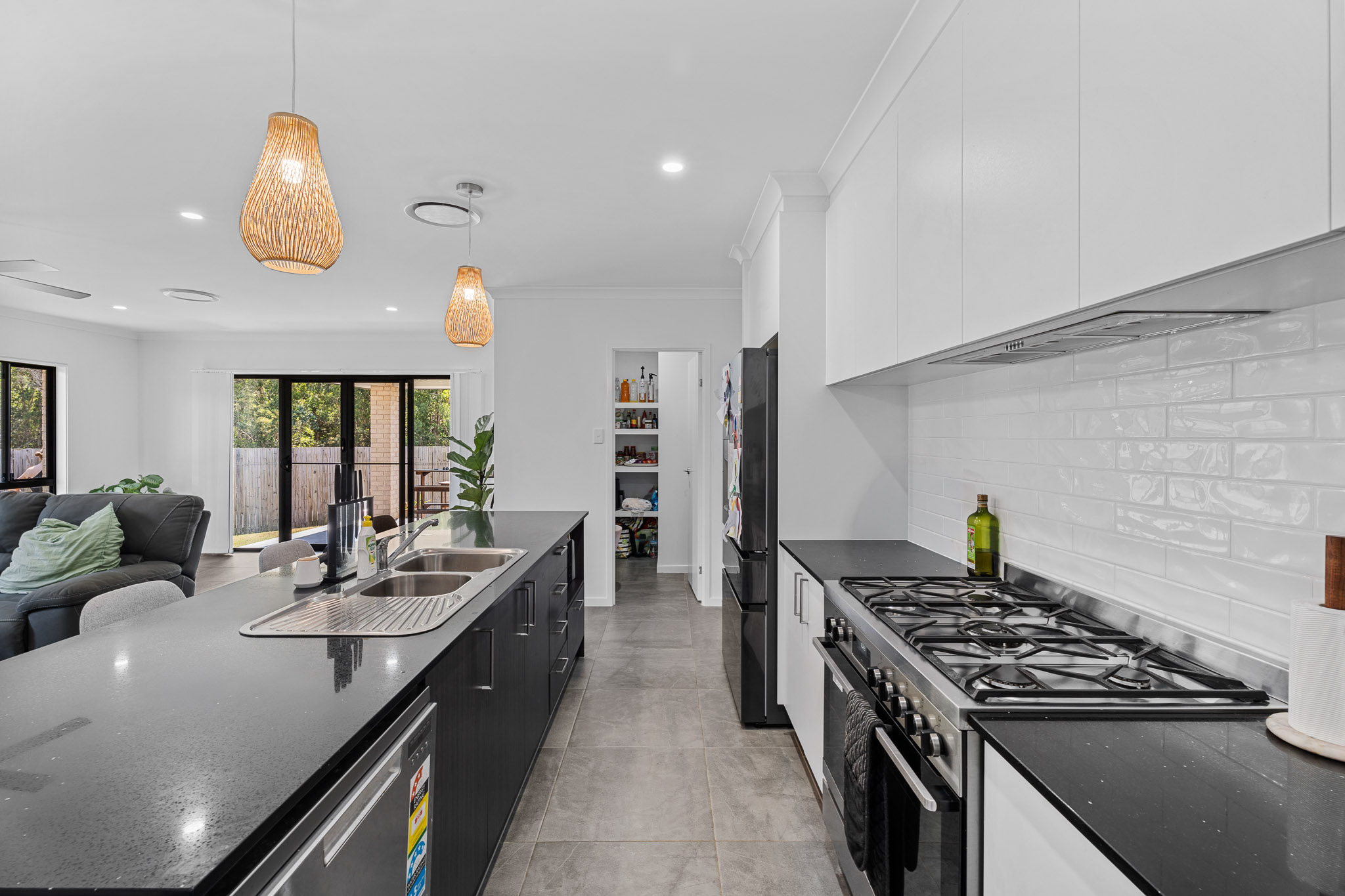 149 Bay Park Road, WONDUNNA, QLD 4655 AUS