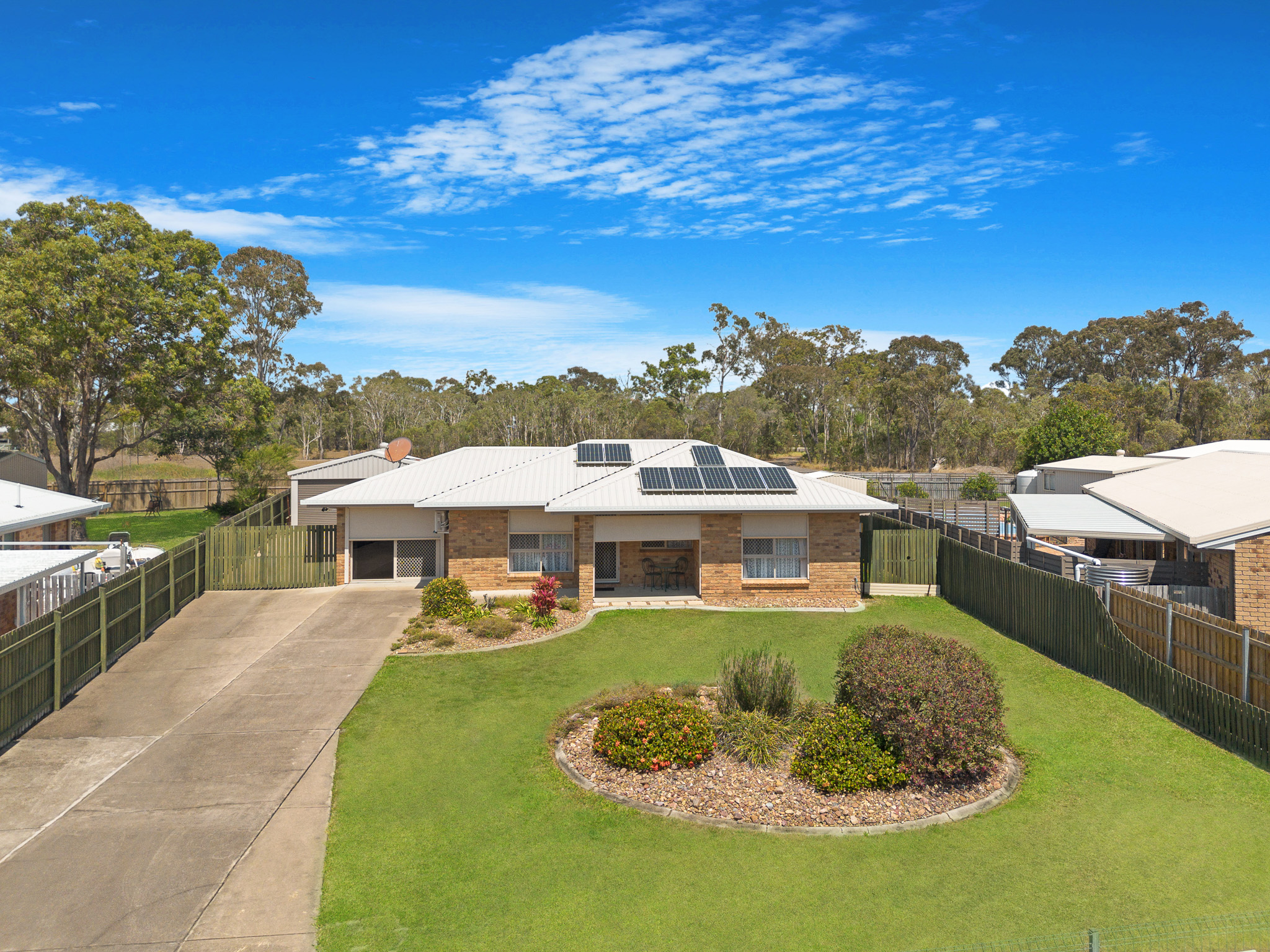 79 Honeysuckle Avenue, KAWUNGAN, QLD 4655 AUS