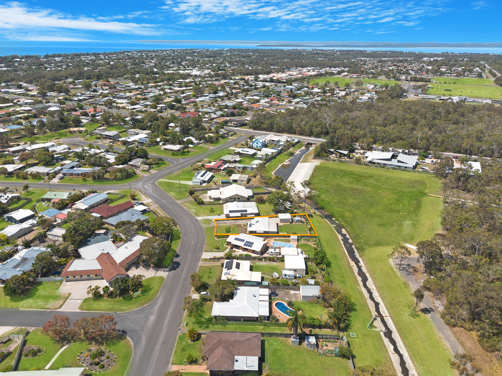 79 Honeysuckle Avenue, KAWUNGAN, QLD 4655 AUS