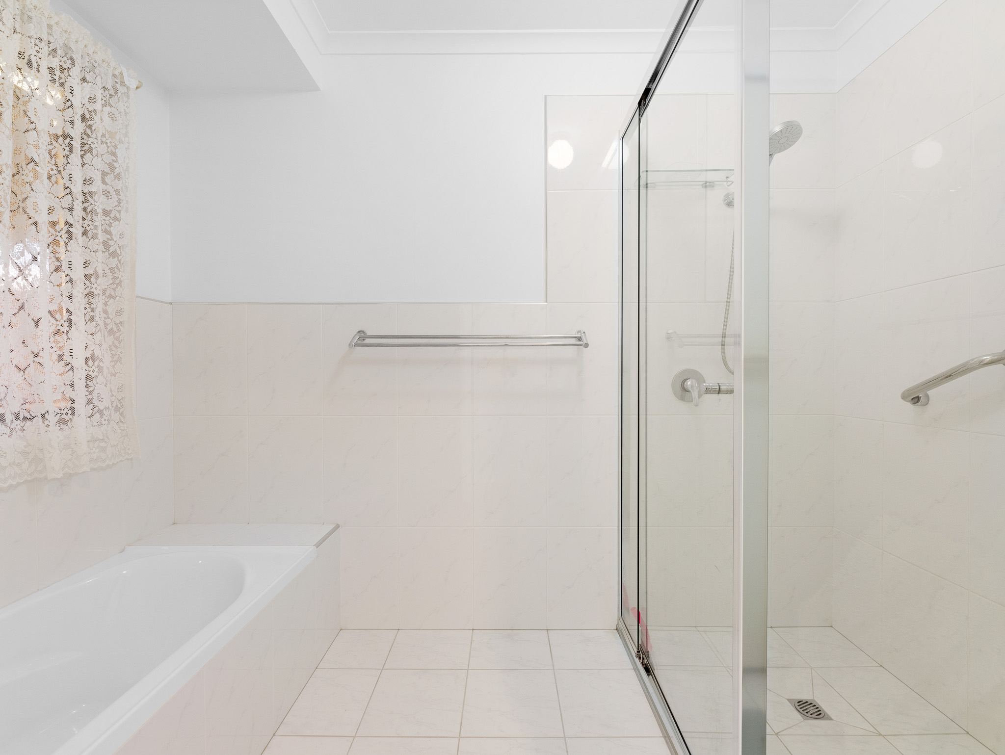 79 Honeysuckle Avenue, KAWUNGAN, QLD 4655 AUS