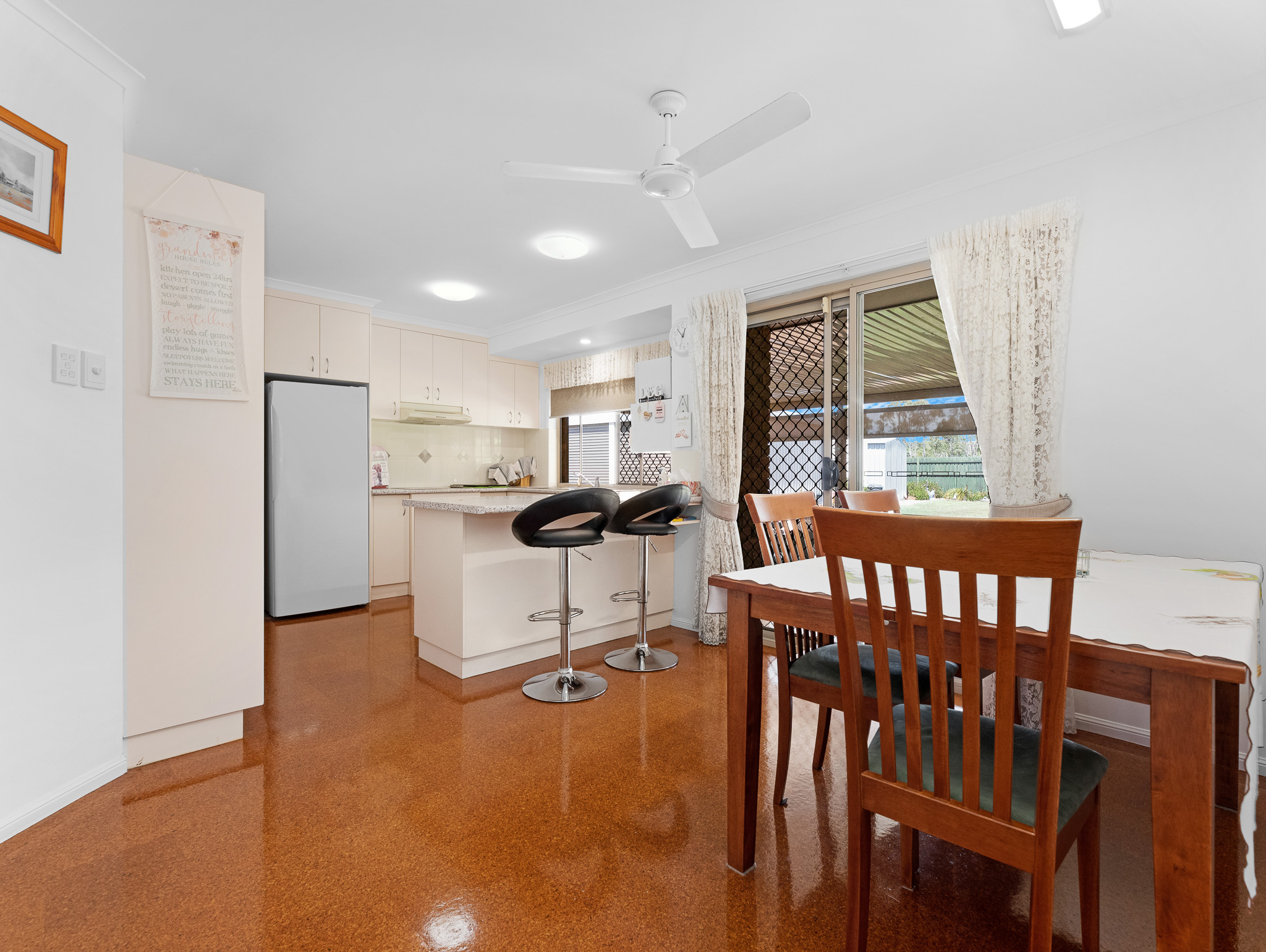 79 Honeysuckle Avenue, KAWUNGAN, QLD 4655 AUS
