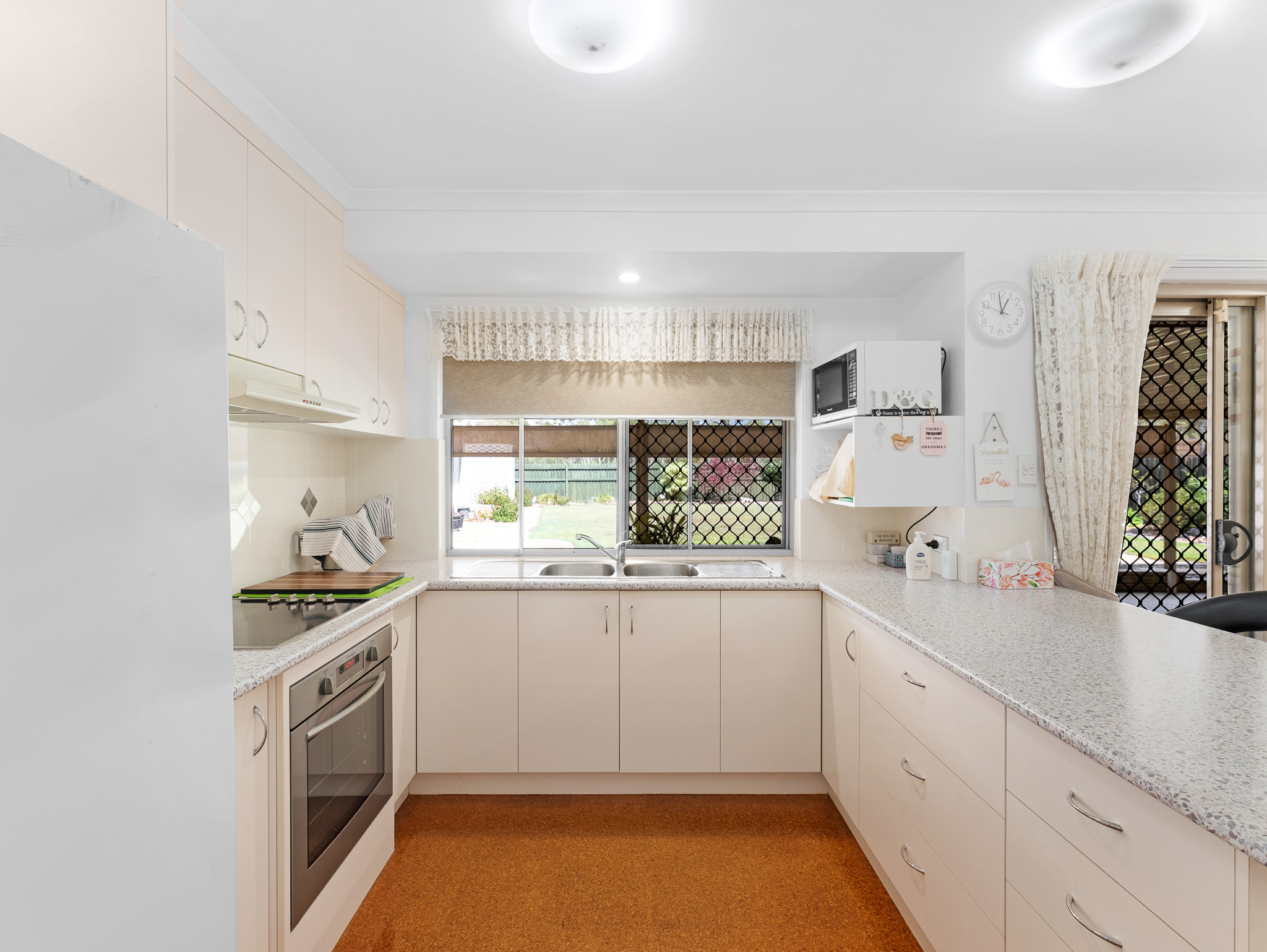 79 Honeysuckle Avenue, KAWUNGAN, QLD 4655 AUS
