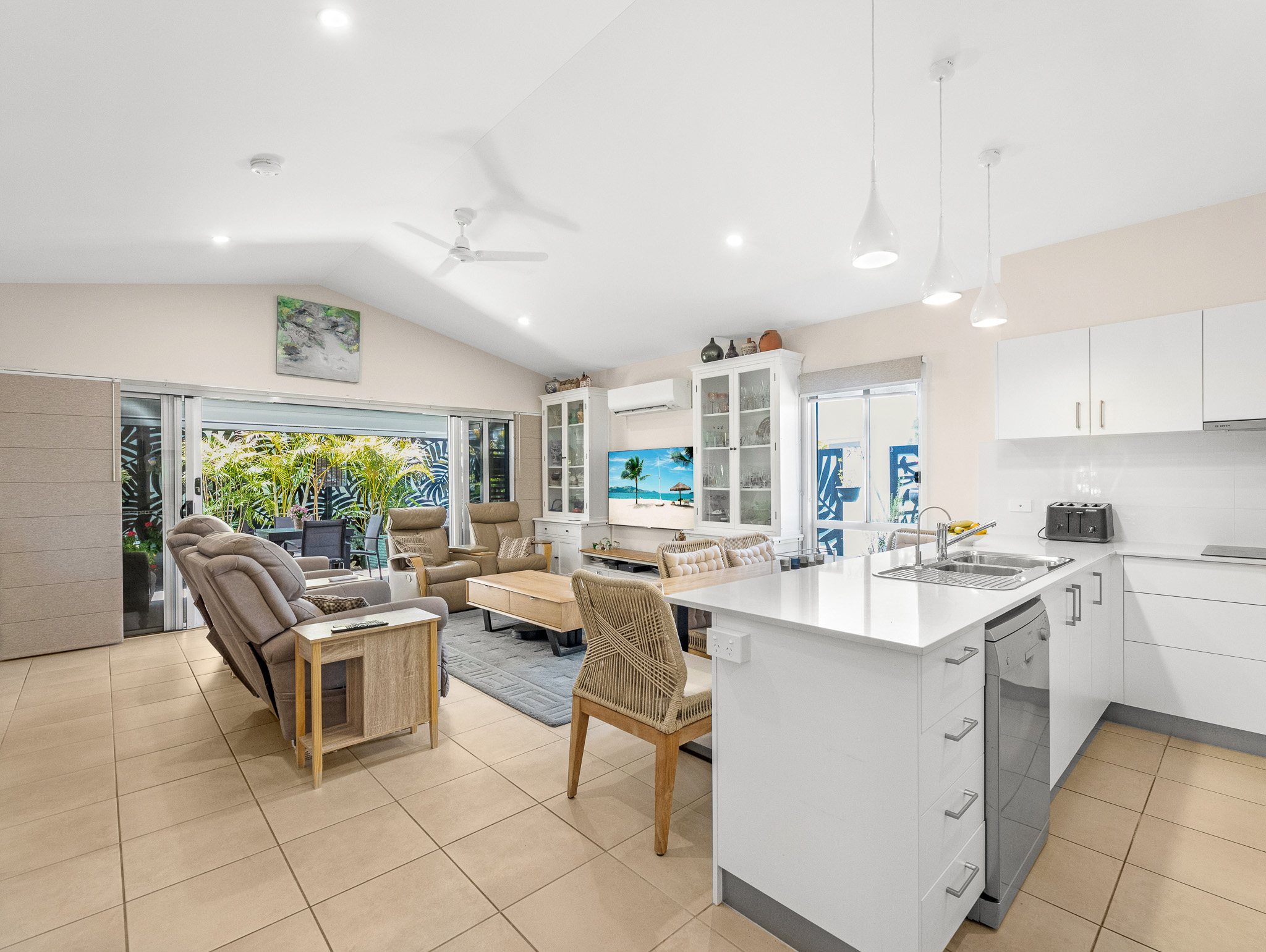 147/2-20 Island View Drive, URANGAN, QLD 4655 AUS