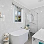 33 Heather Way, URRAWEEN, QLD 4655 AUS