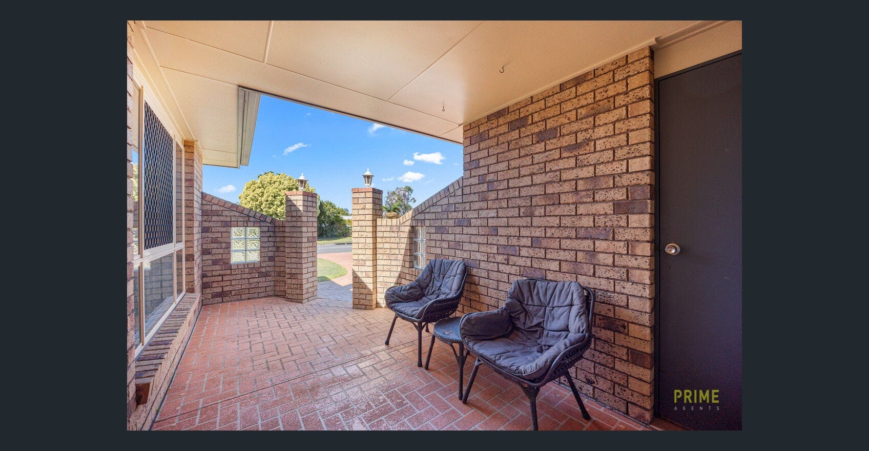 2 Bowerbird Avenue, ELI WATERS, QLD 4655 AUS