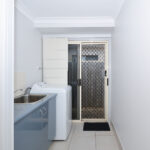 5 Lady Nelson Drive, ELI WATERS, QLD 4655 AUS