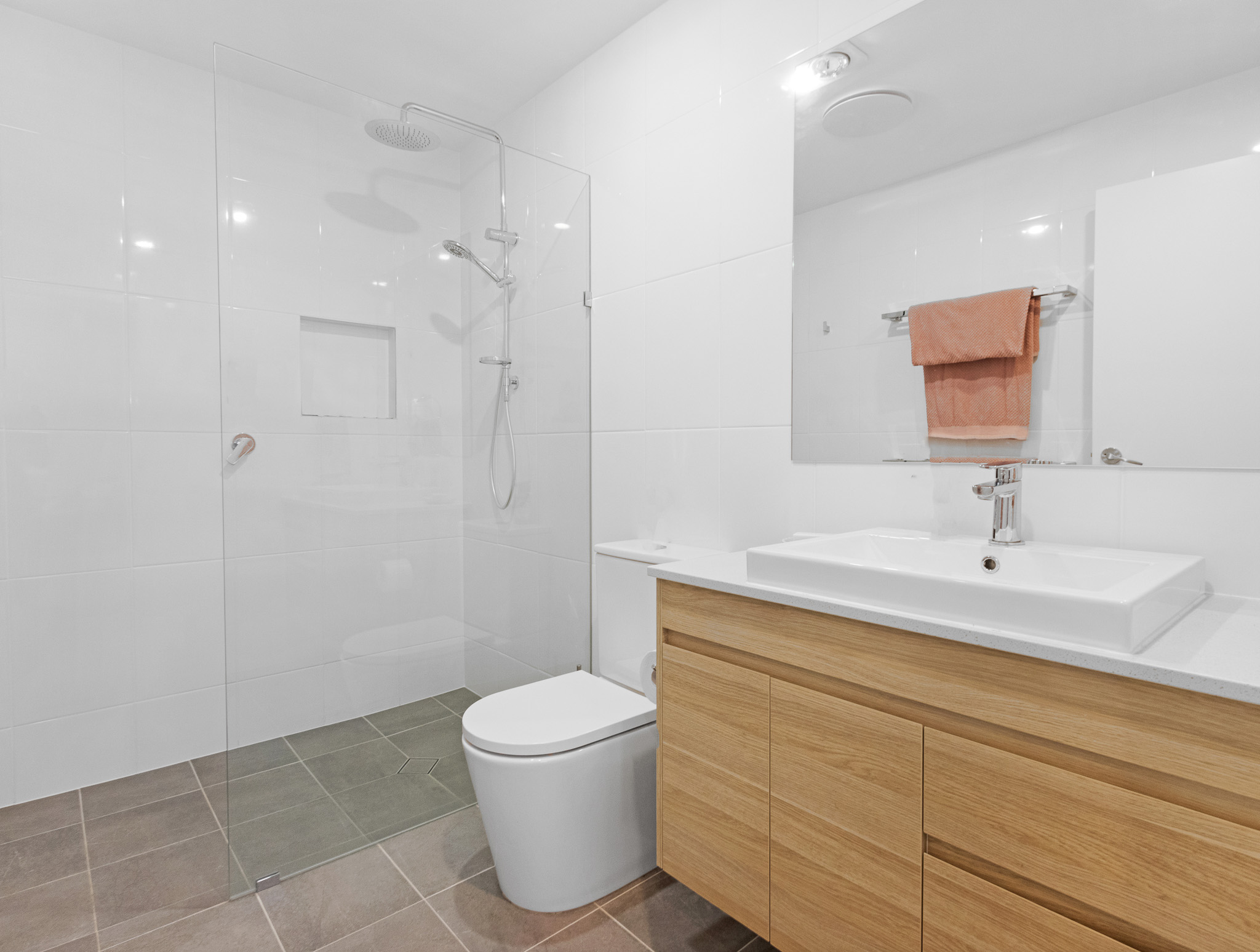 172/1 Latitude Blvde, NIKENBAH, QLD 4655 AUS