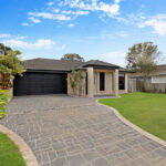 1/60 St Joseph Drive, URRAWEEN, QLD 4655 AUS