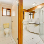 424 Boat Harbour Drive, TORQUAY, QLD 4655 AUS