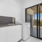 15 Sandy View Drive, NIKENBAH, QLD 4655 AUS