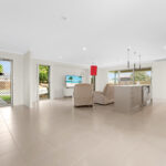 8 Oxley Circuit, URRAWEEN, QLD 4655 AUS