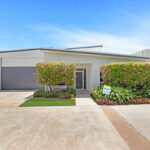 2/1 Latitude Blvde, NIKENBAH, QLD 4655 AUS