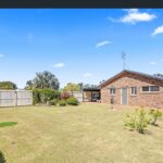 2 Bowerbird Avenue, ELI WATERS, QLD 4655 AUS