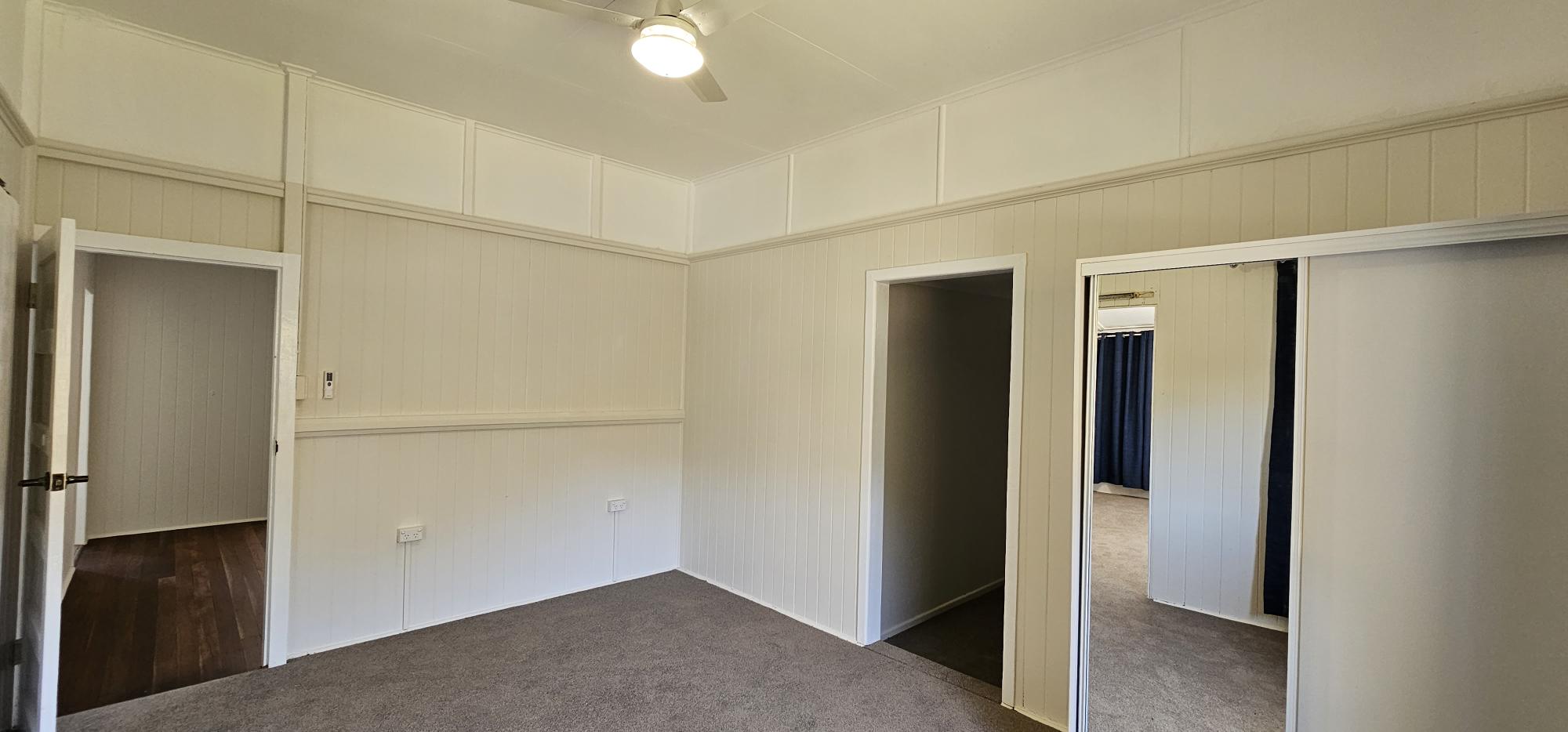 117a Esplanade, POINT VERNON, QLD 4655 AUS