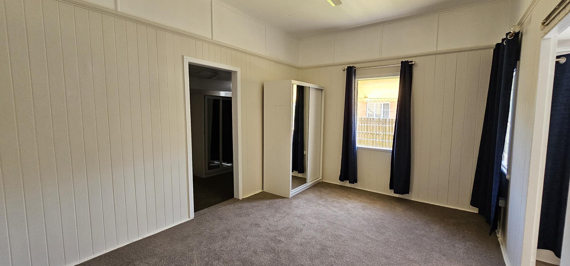 117a Esplanade, POINT VERNON, QLD 4655 AUS