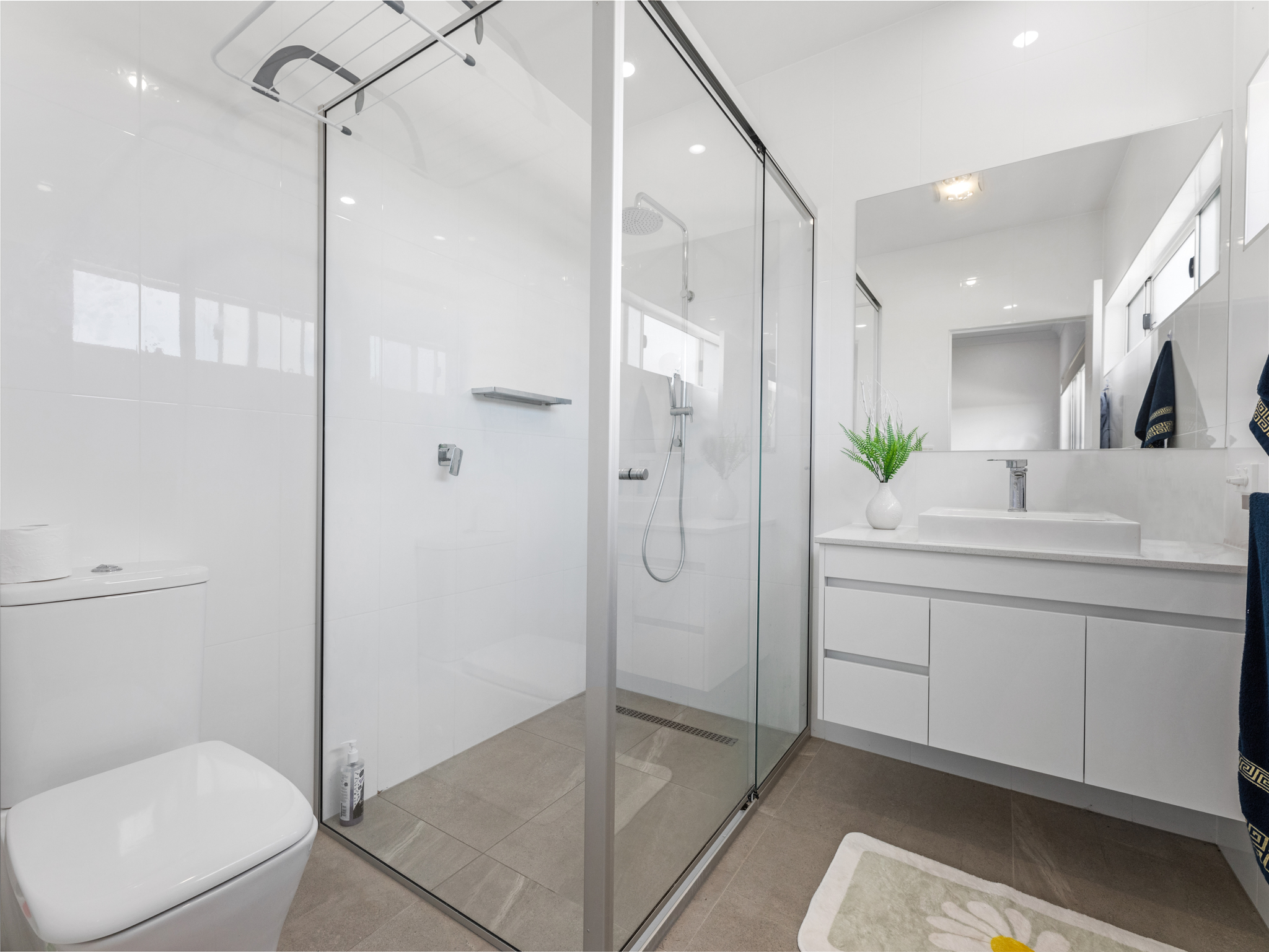 1/835 Boat Harbour Drive 'THE ANCHORAGE