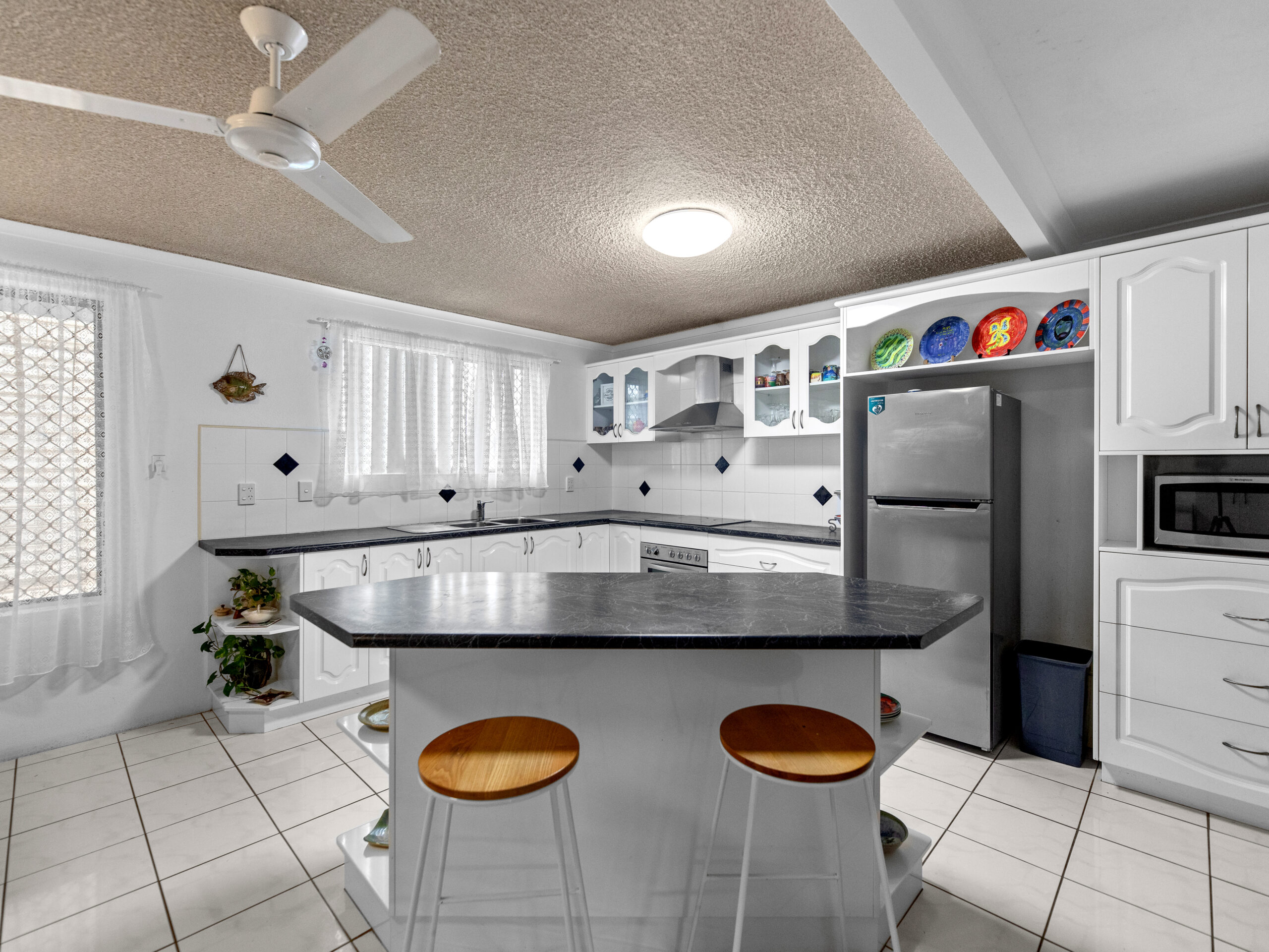 8/373 Esplanade, SCARNESS, QLD 4655 AUS