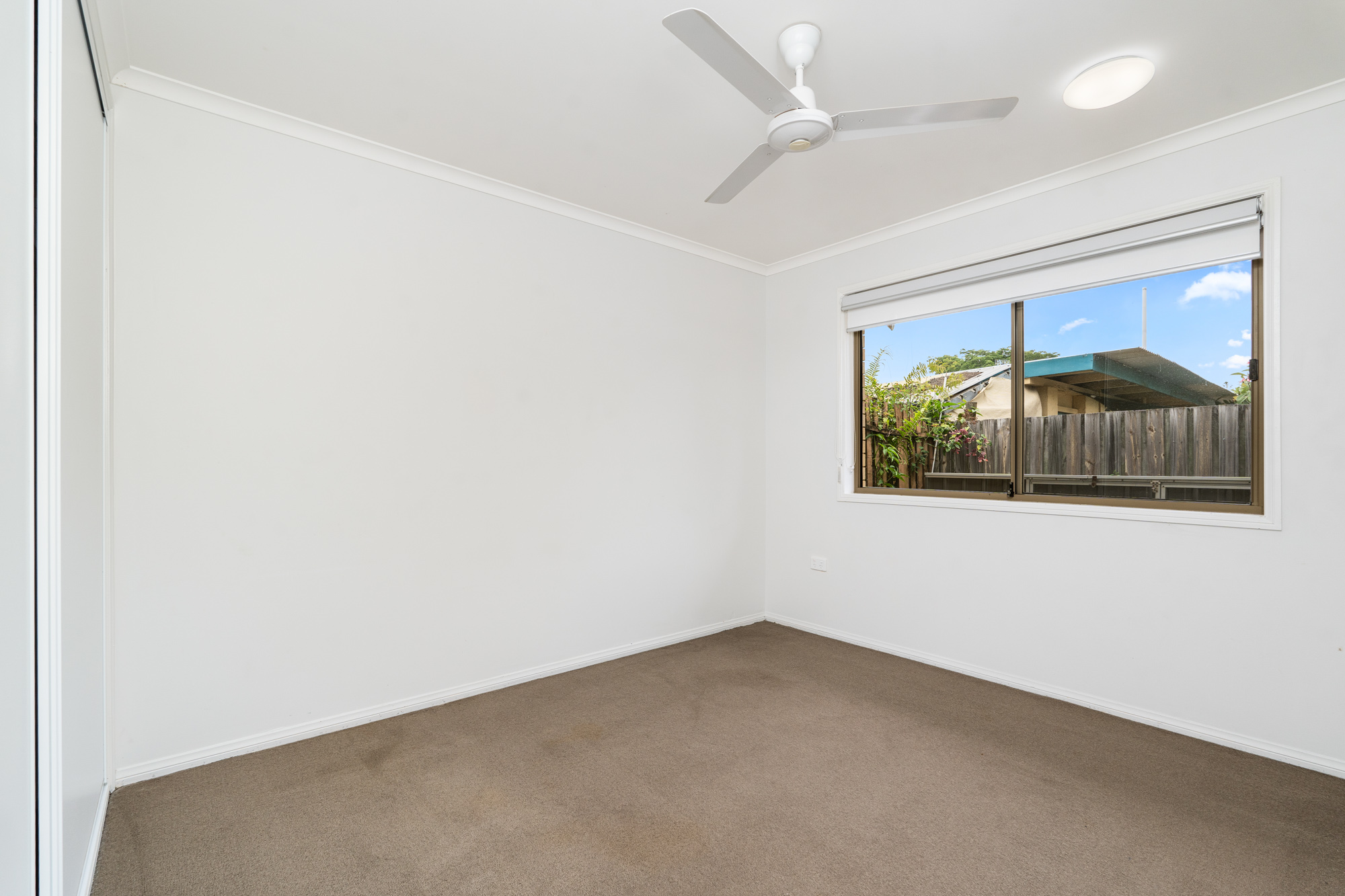 12/230 Torquay Terrace, TORQUAY, QLD 4655 AUS