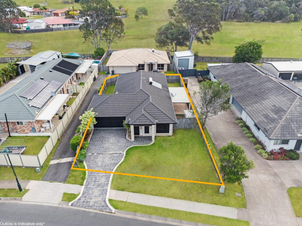 1/60 St Joseph Drive, URRAWEEN, QLD 4655 AUS