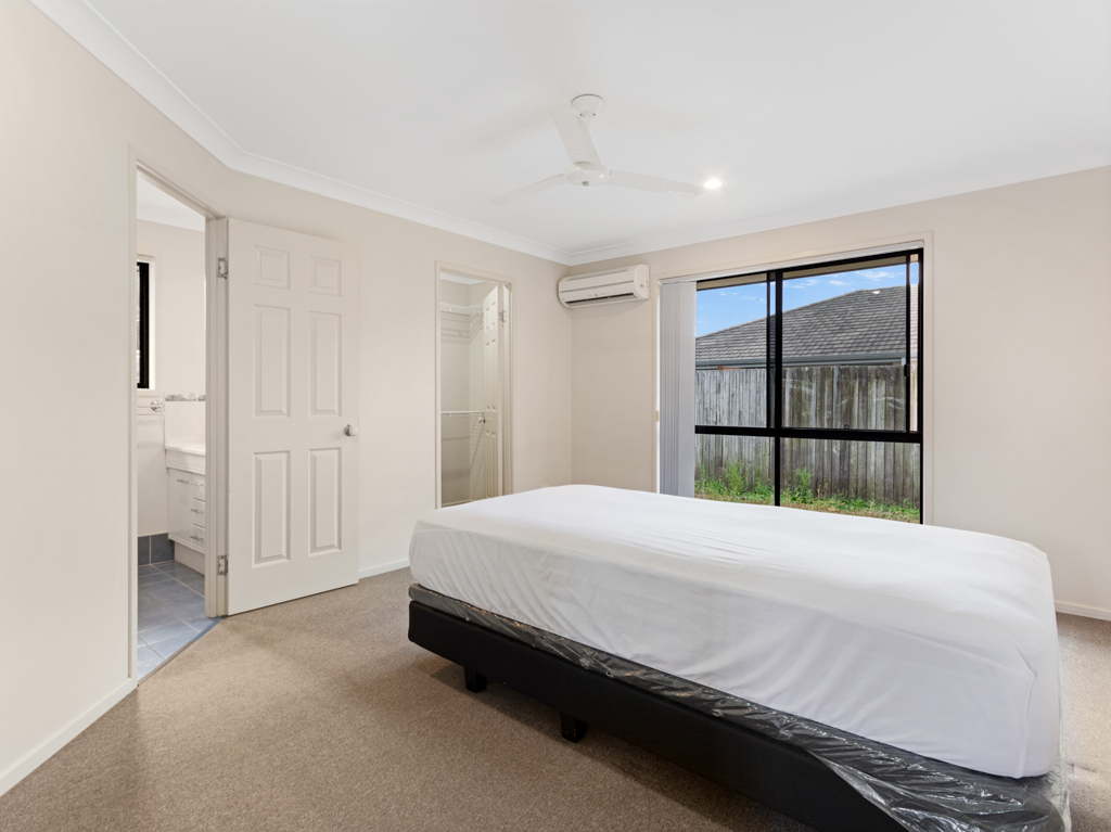 1/60 St Joseph Drive, URRAWEEN, QLD 4655 AUS