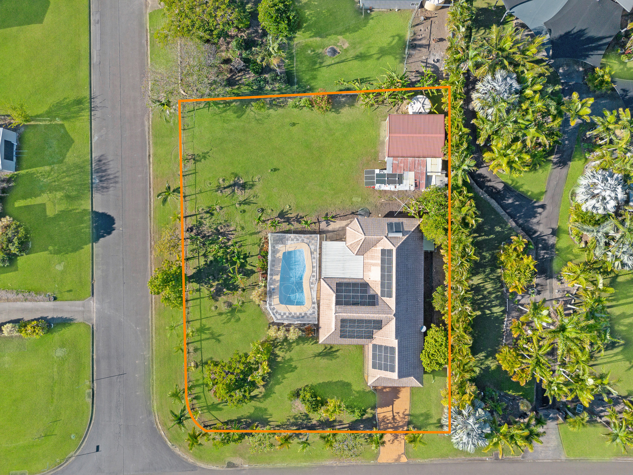 129-131 Cove Boulevard, RIVER HEADS, QLD 4655 AUS