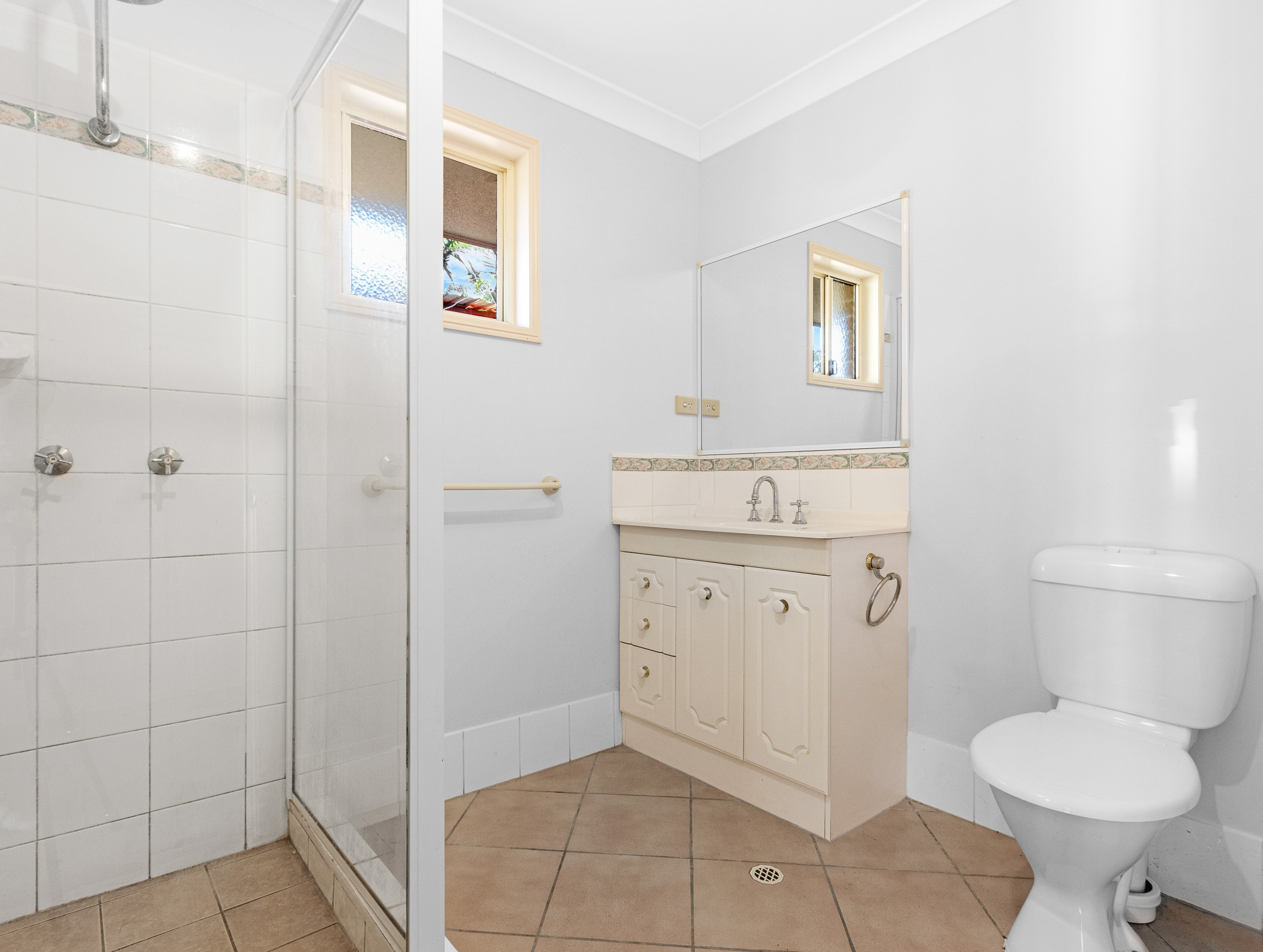 129-131 Cove Boulevard, RIVER HEADS, QLD 4655 AUS