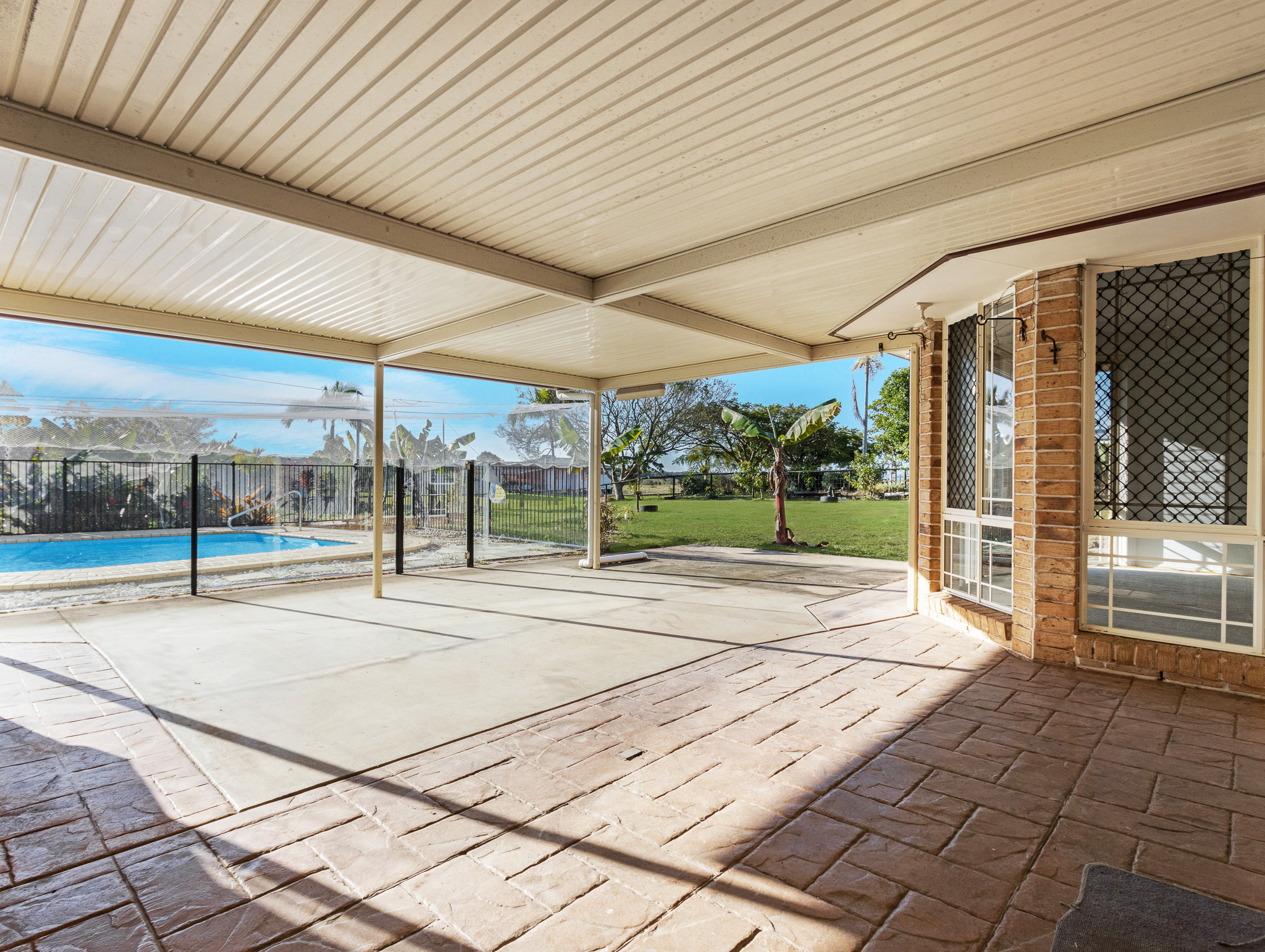 129-131 Cove Boulevard, RIVER HEADS, QLD 4655 AUS