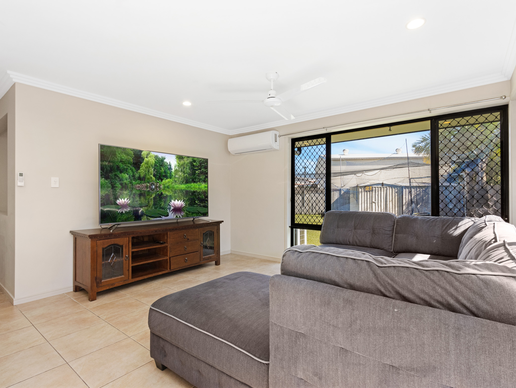 36 Saint Joseph Drive, URRAWEEN, QLD 4655 AUS