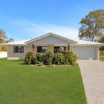 9 Crescent Street, URANGAN, QLD 4655 AUS