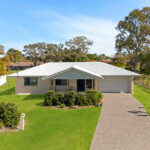 9 Crescent Street, URANGAN, QLD 4655 AUS