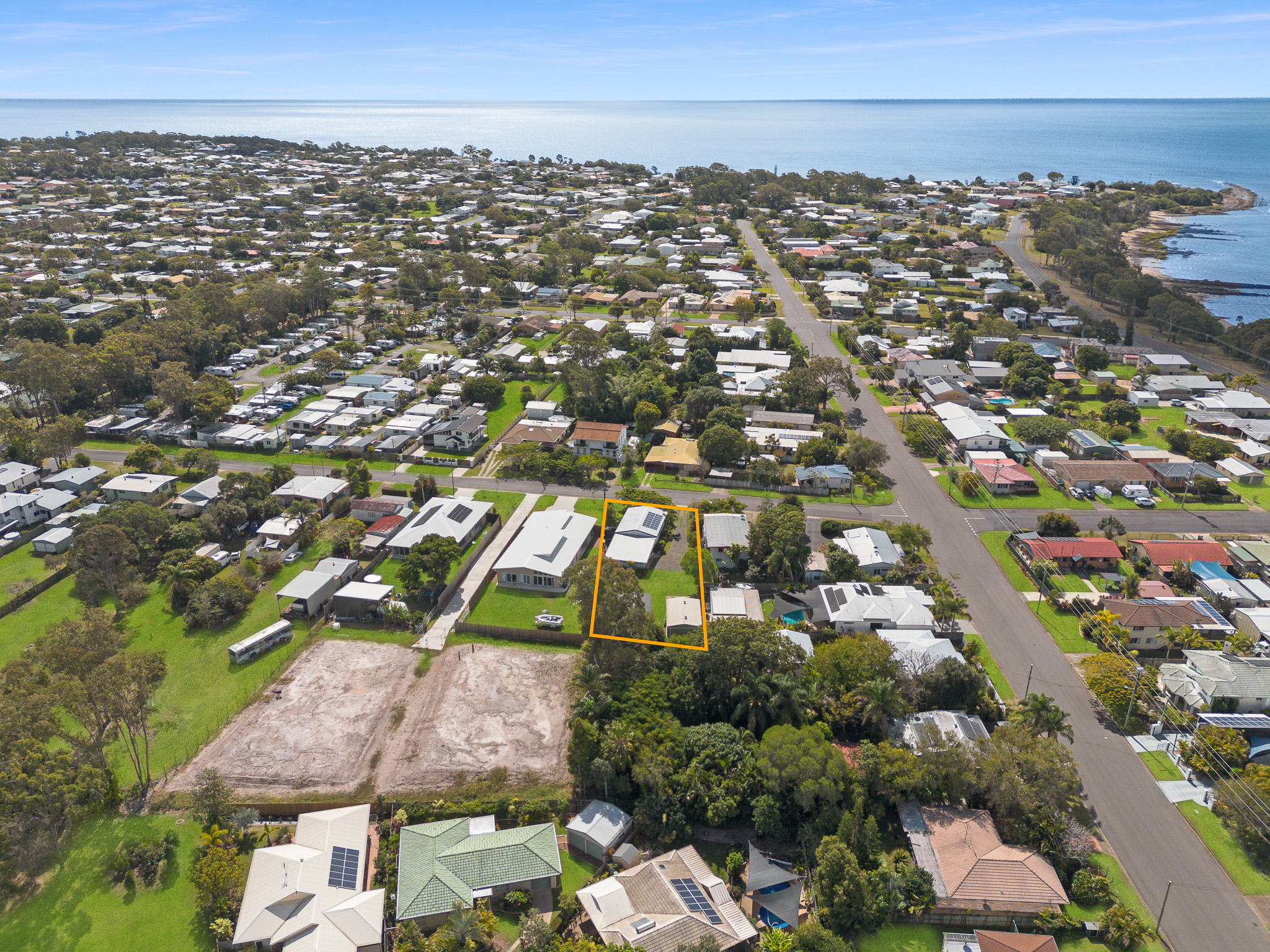 18 Brighton Street, POINT VERNON, QLD 4655 AUS