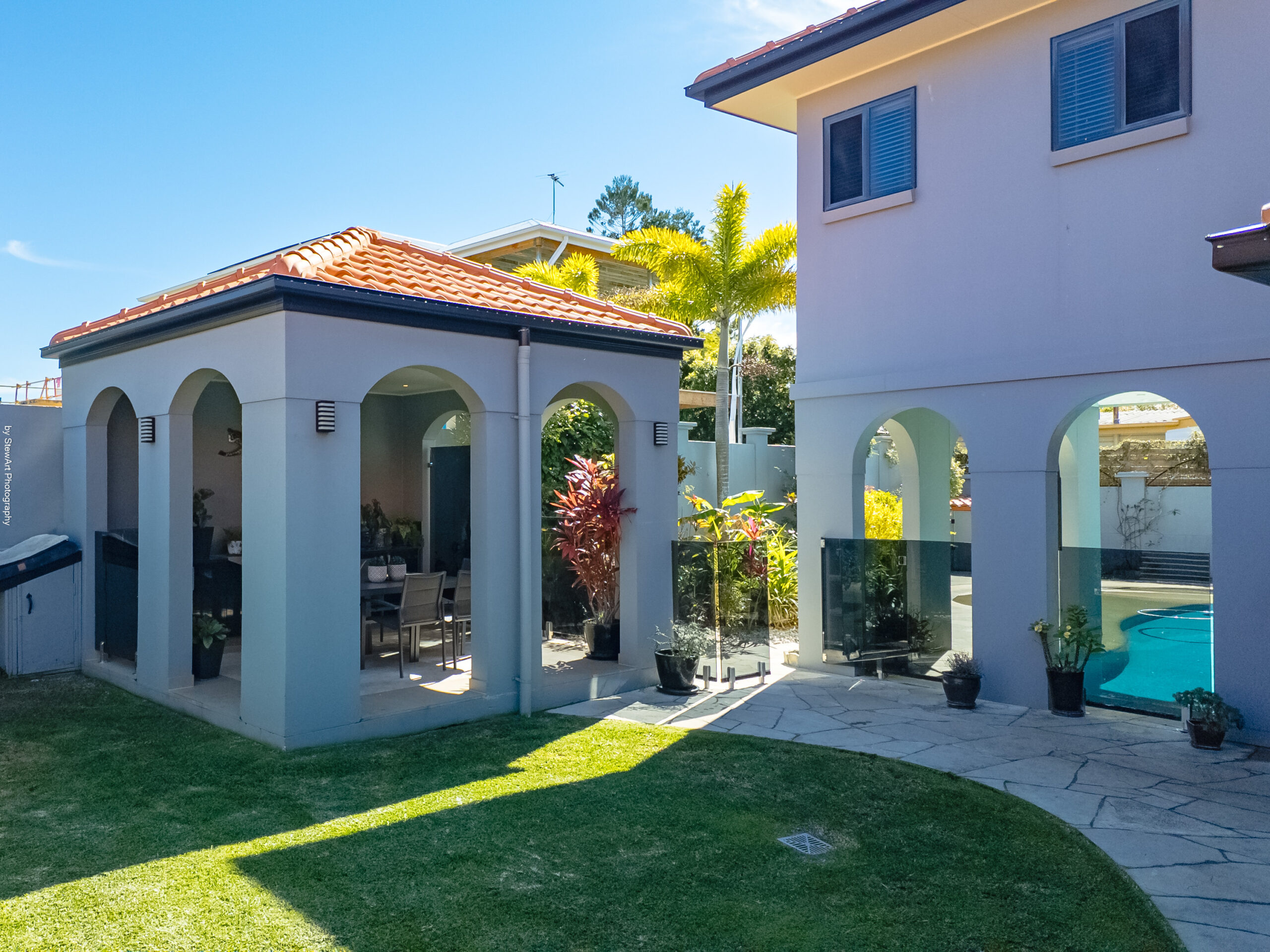 189 Esplanade, POINT VERNON, QLD 4655 AUS
