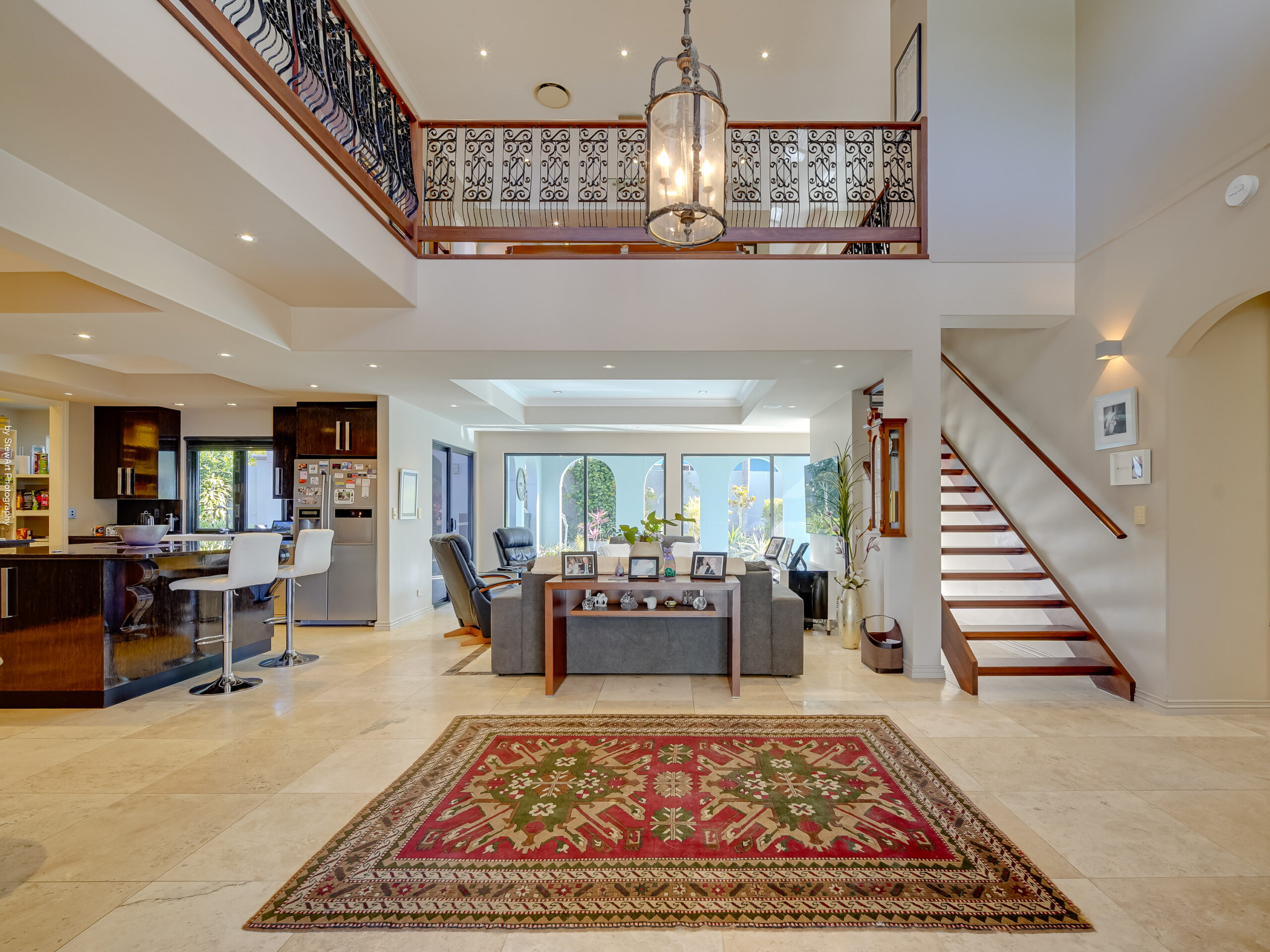 189 Esplanade, POINT VERNON, QLD 4655 AUS