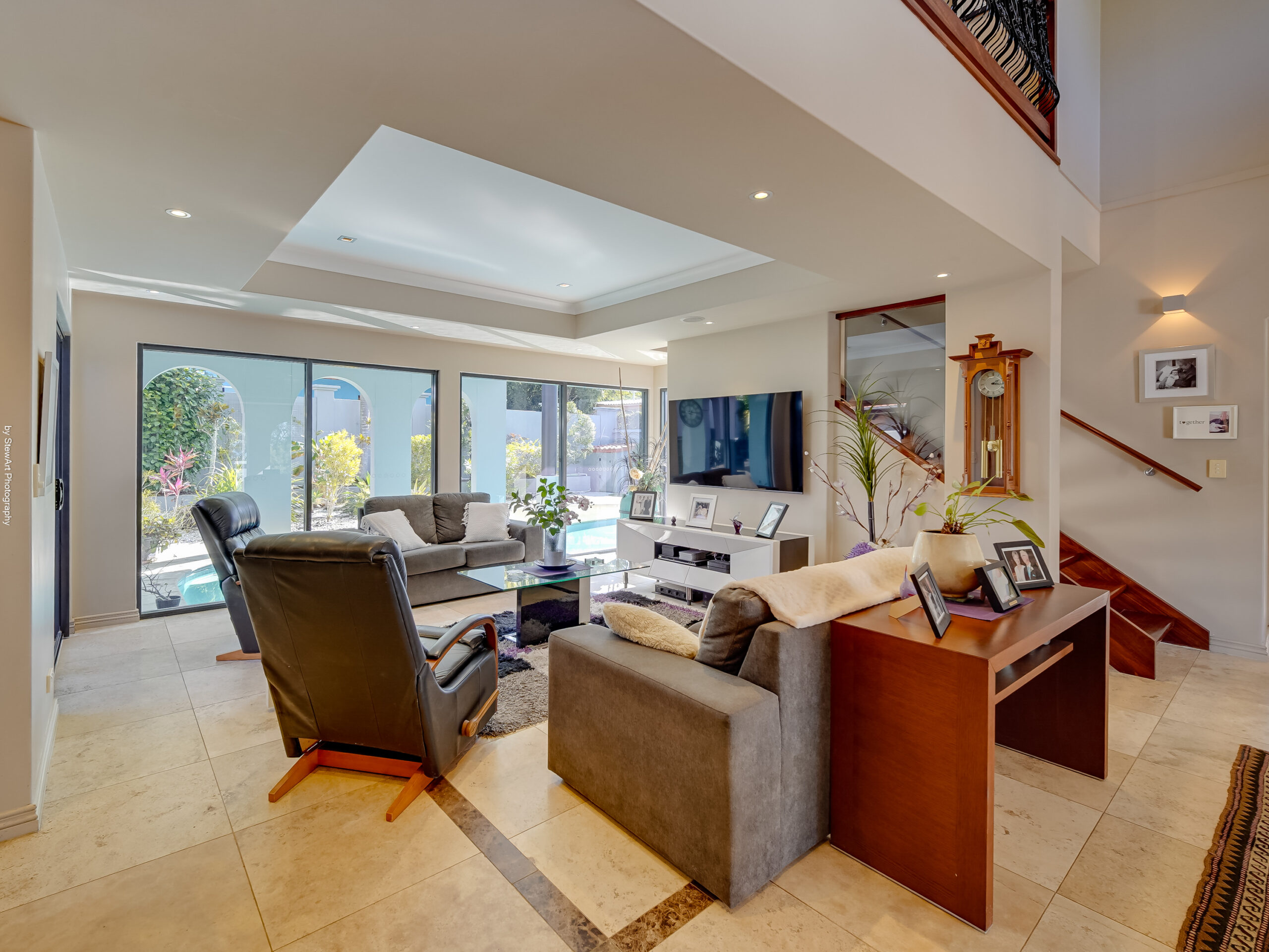 189 Esplanade, POINT VERNON, QLD 4655 AUS