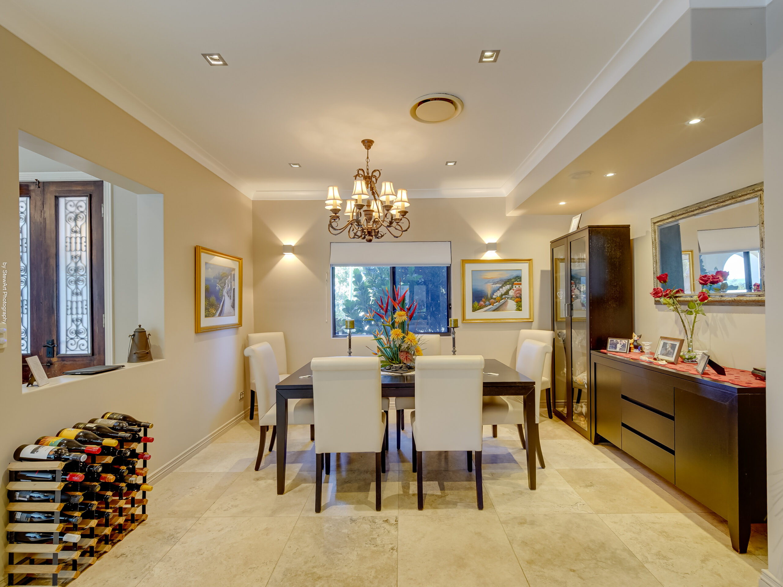 189 Esplanade, POINT VERNON, QLD 4655 AUS